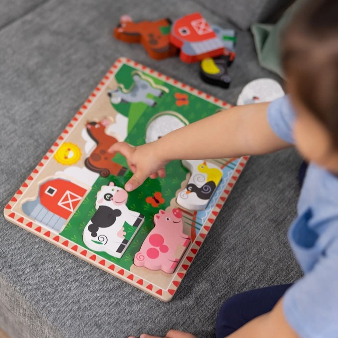 Дървен пъзел Melissa and Doug Селскостопански животни, 8 ч., 37235