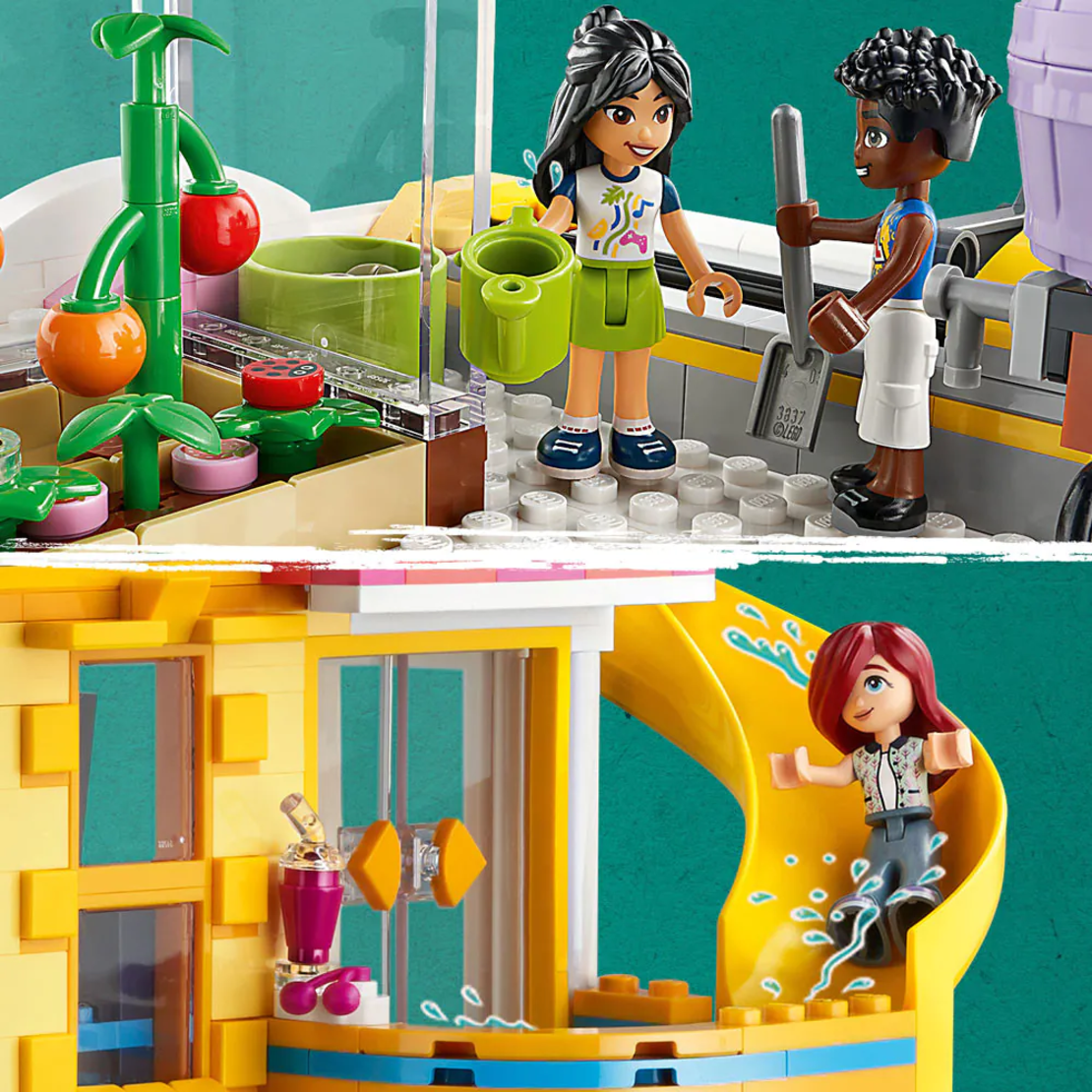 LEGO® Friends Обществен център Хартлейк Сити 41748
