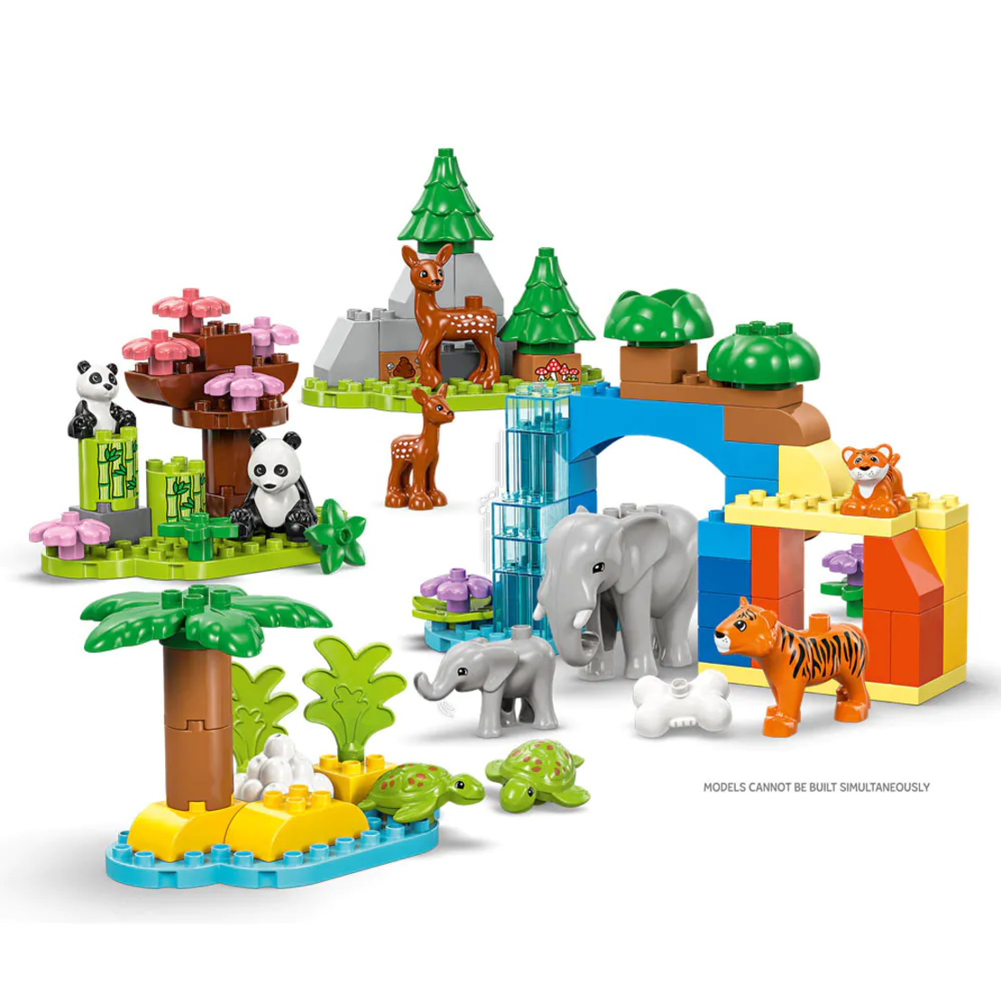 LEGO® DUPLO® Семействата на дивите животни „3 в 1“ 10446
