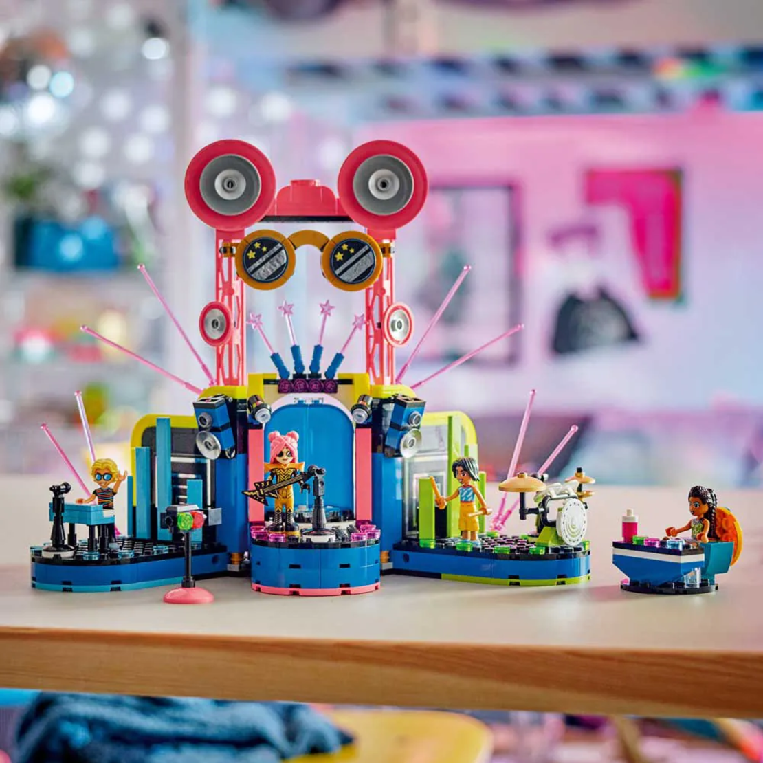 LEGO® Friends Шоу за музикални таланти в Хартлейк Сити 42616