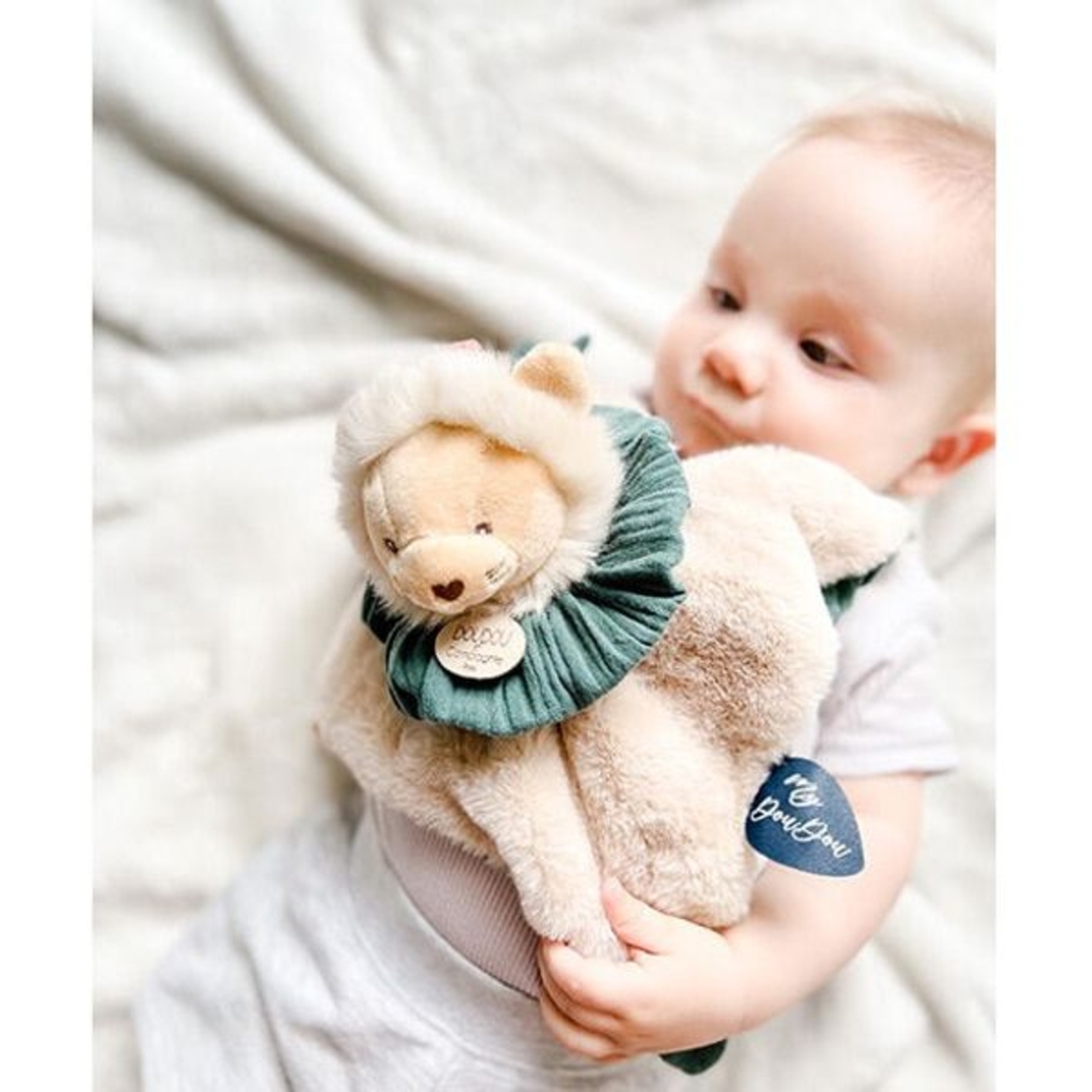 Плюшена играчка за гушкане 3 в 1 Doudou Лъв, 25 см.