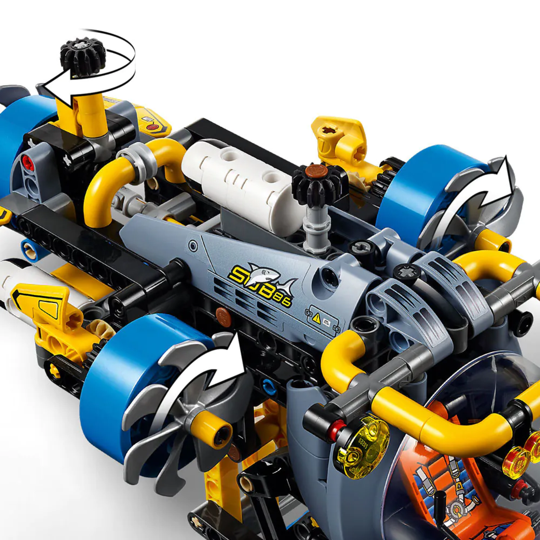 LEGO® Technic Изследователска подводница 42201