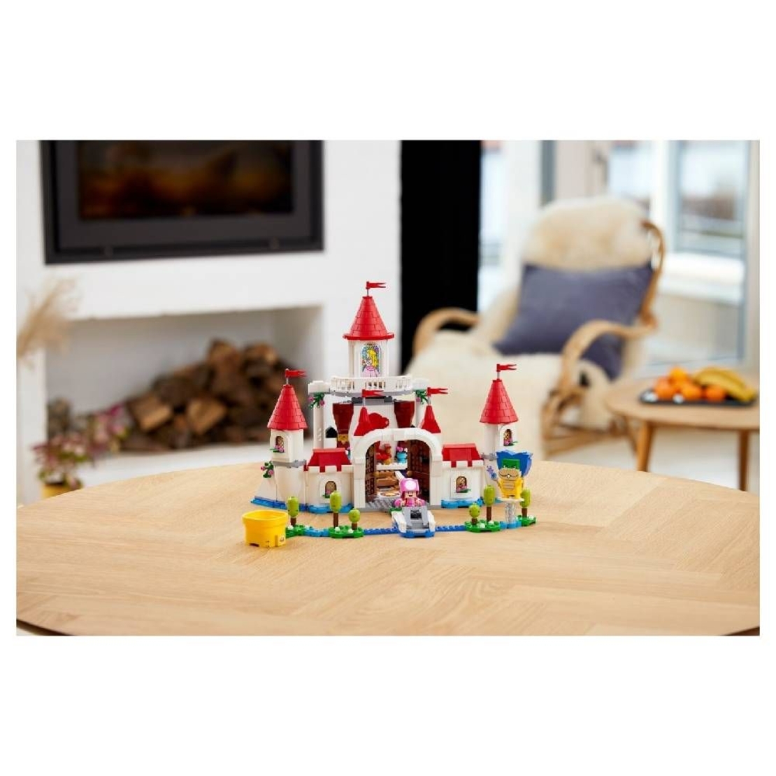 LEGO® Super Mario™ Комплект с допълнения Замъкът на Принцеса Праскова 71408
