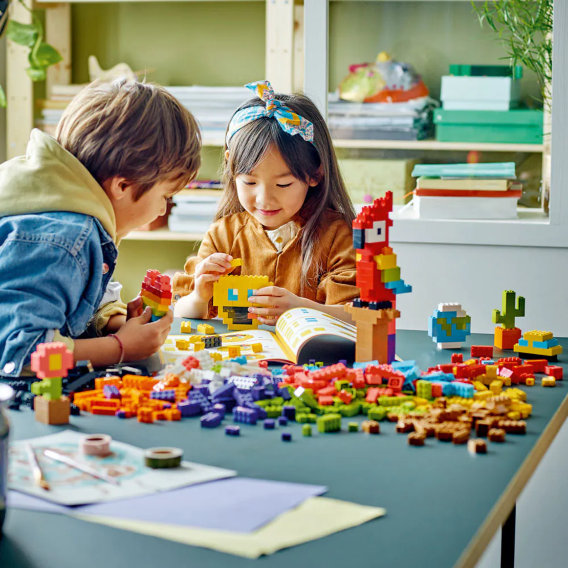 LEGO® Classic Много тухлички 11030