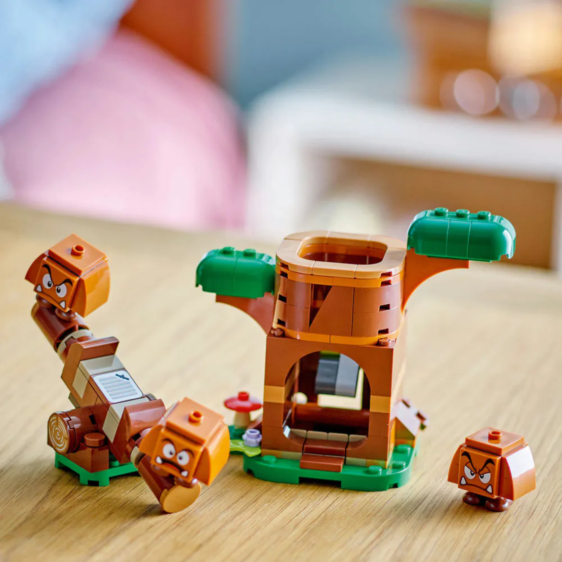 LEGO® Super Mario™ Площадката на Goomba 71433