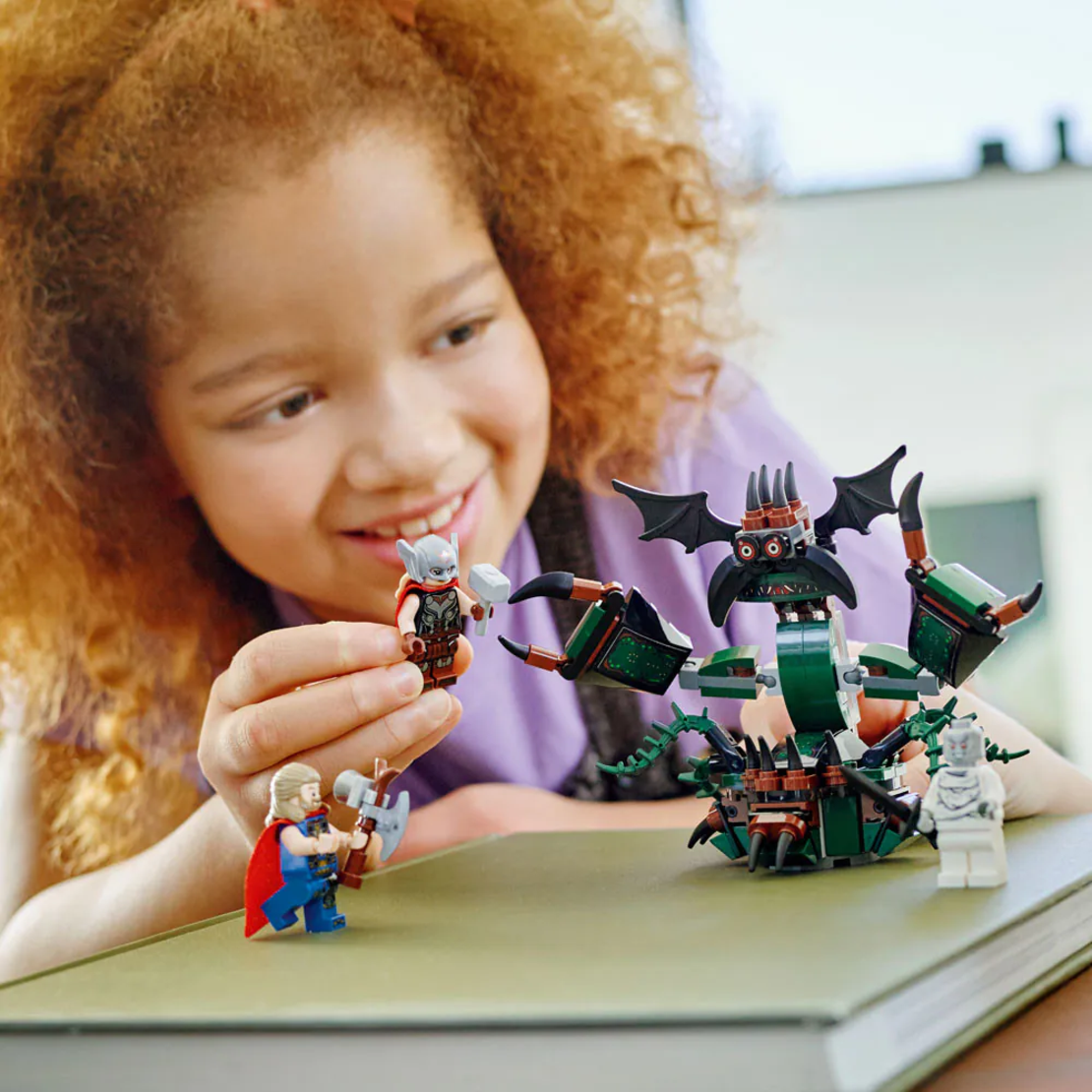 LEGO® Marvel Нападение над Новия Асгард 76207