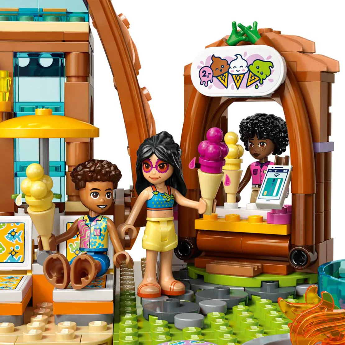 LEGO® Friends Семейна почивка в плажния курорт 42673