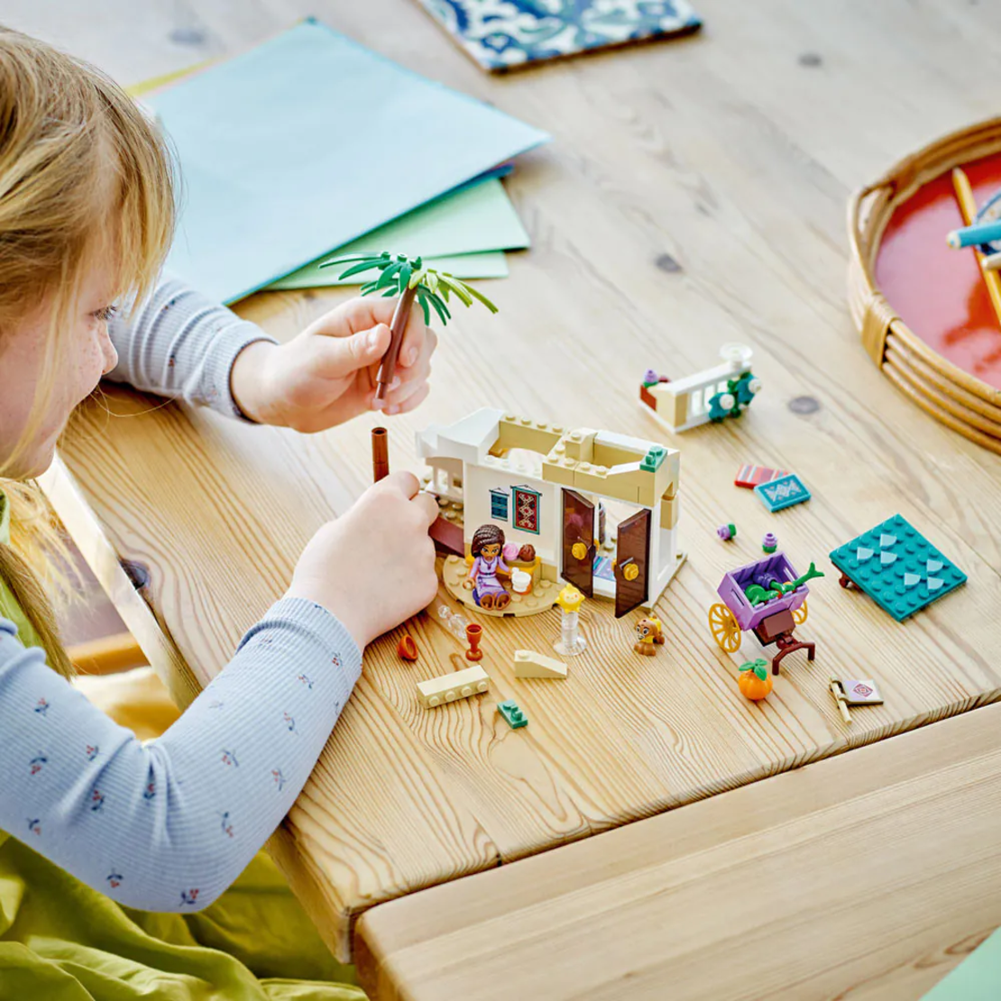LEGO® Disney Princess Аша в град Розас 43223