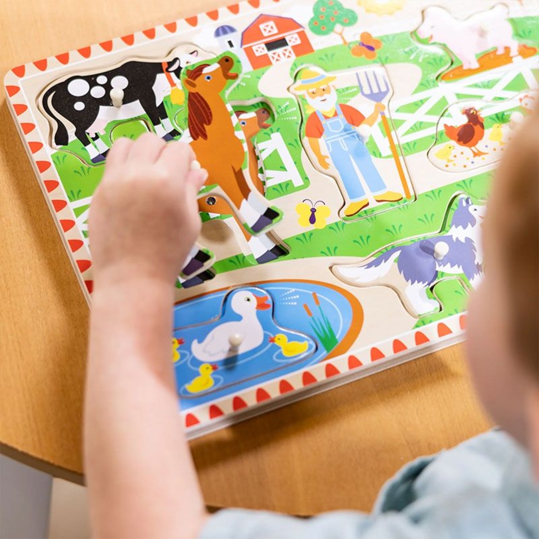 Дървен пъзел Melissa & Doug Фермата на Макдоналд, с песничка