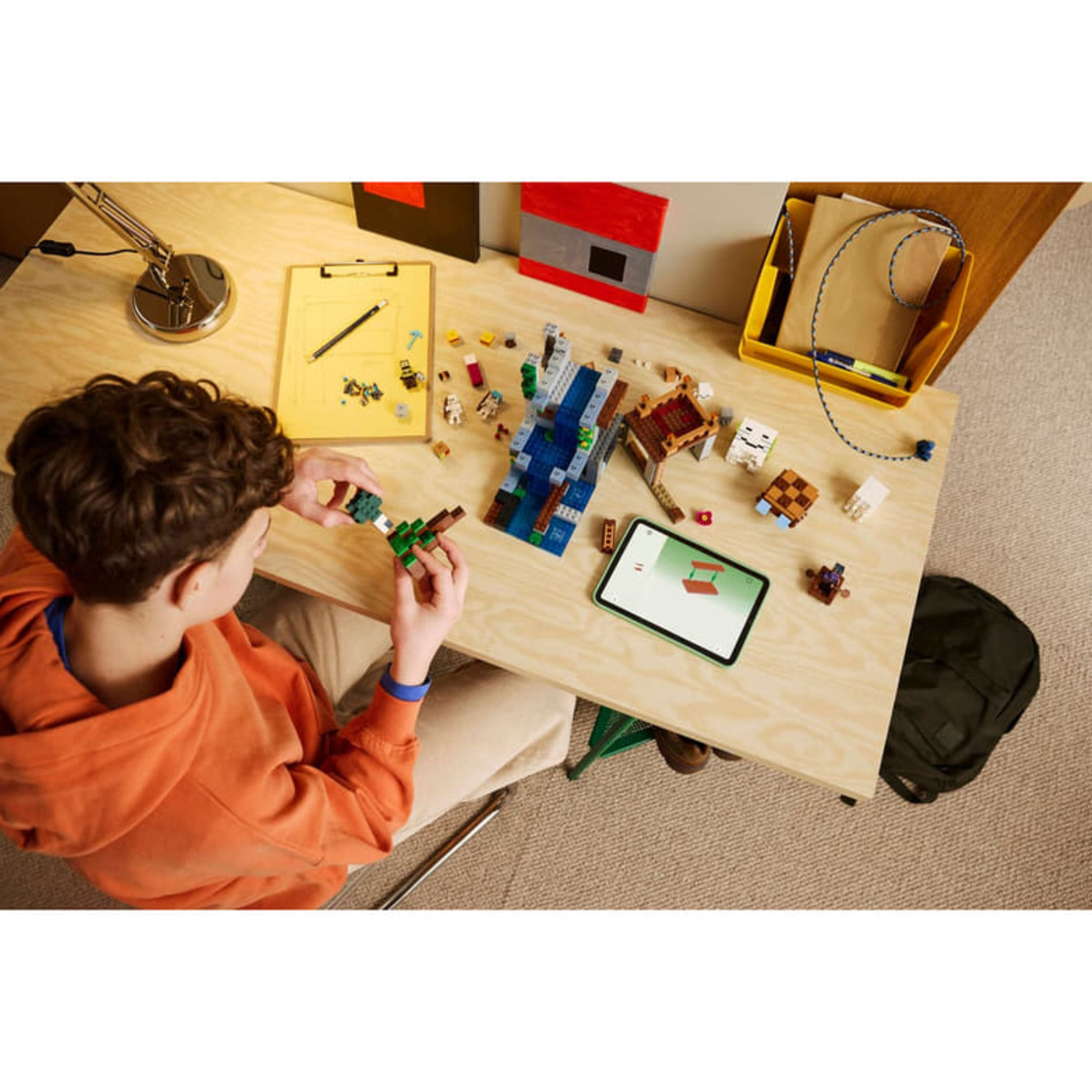 LEGO® Minecraft® Призрачна станция 21597