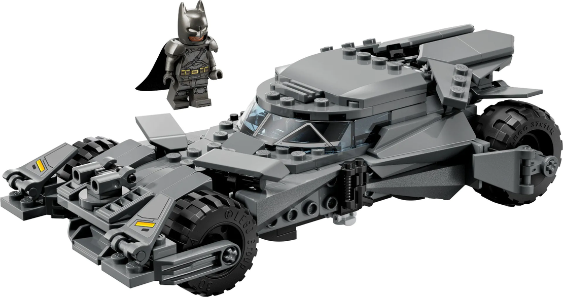 LEGO® DC Batman™ Батман срещу Супермен Батмобил 76331