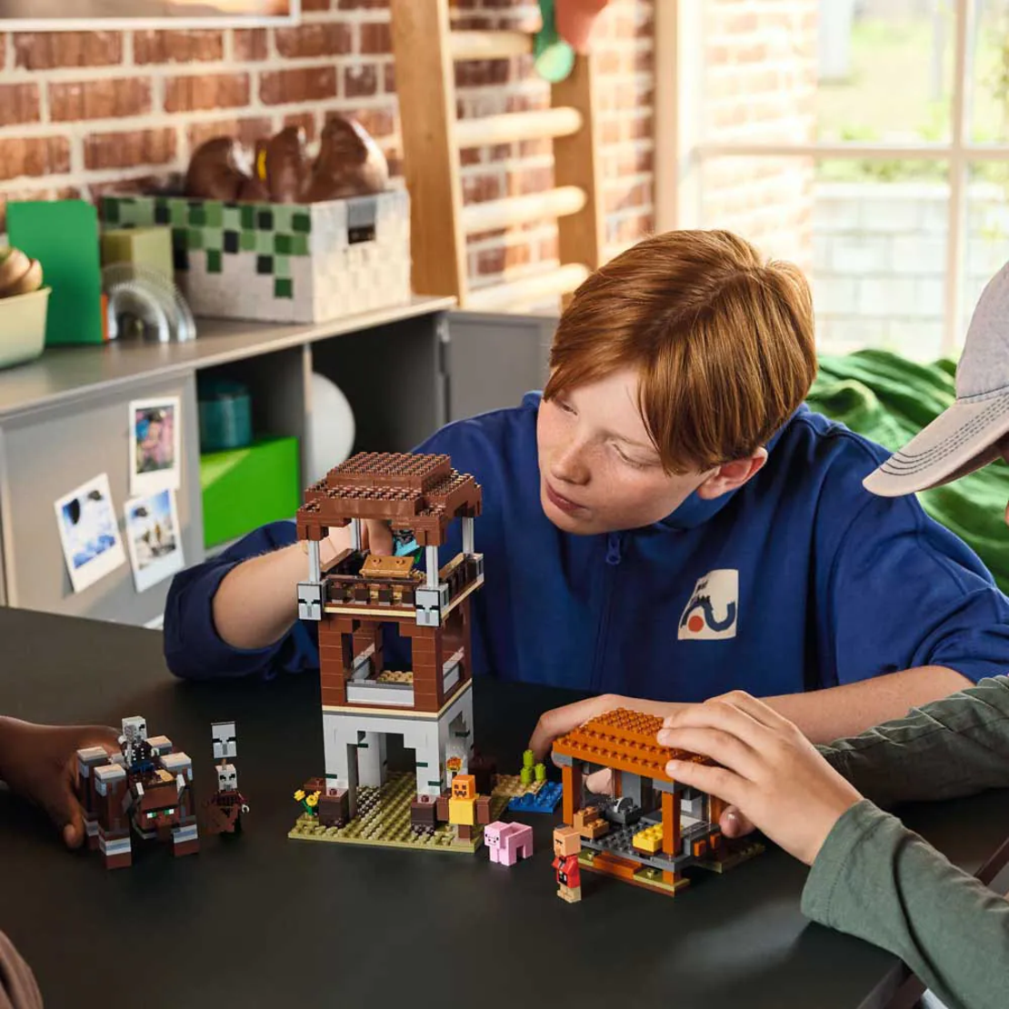 LEGO® Minecraft® Кулата на грабителите и Опустошителя 21278