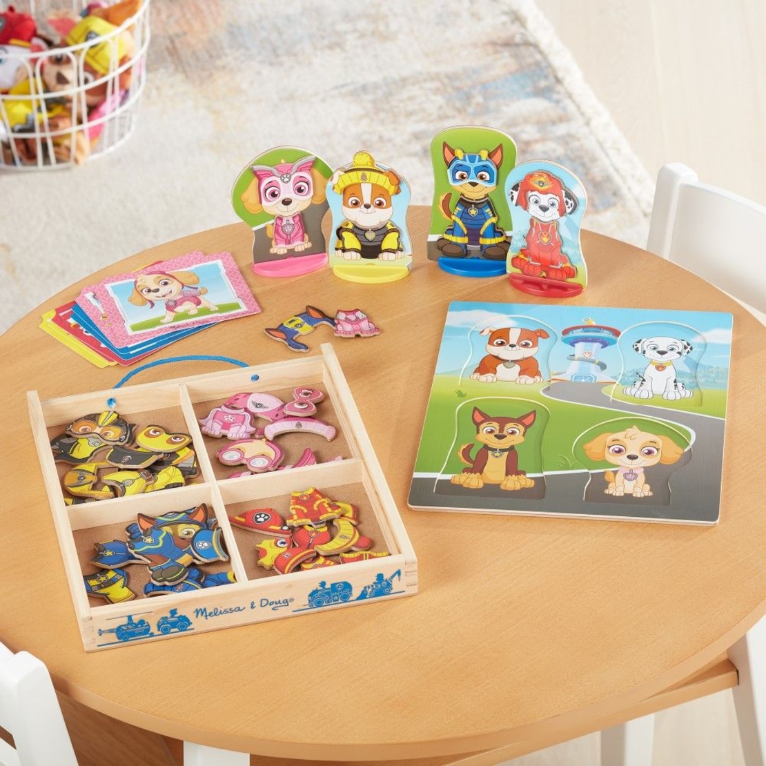 Кутия с магнитни фигури Paw Patrol Melissa and Doug 33267