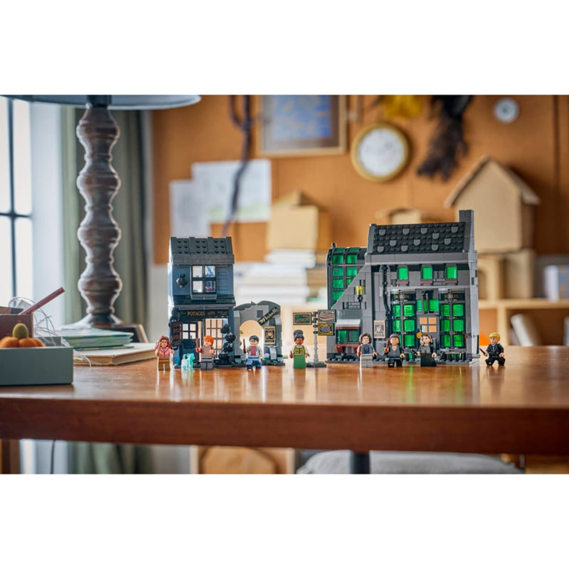 LEGO® Harry Potter™ Магазини за магьосници на Мраконали 76471