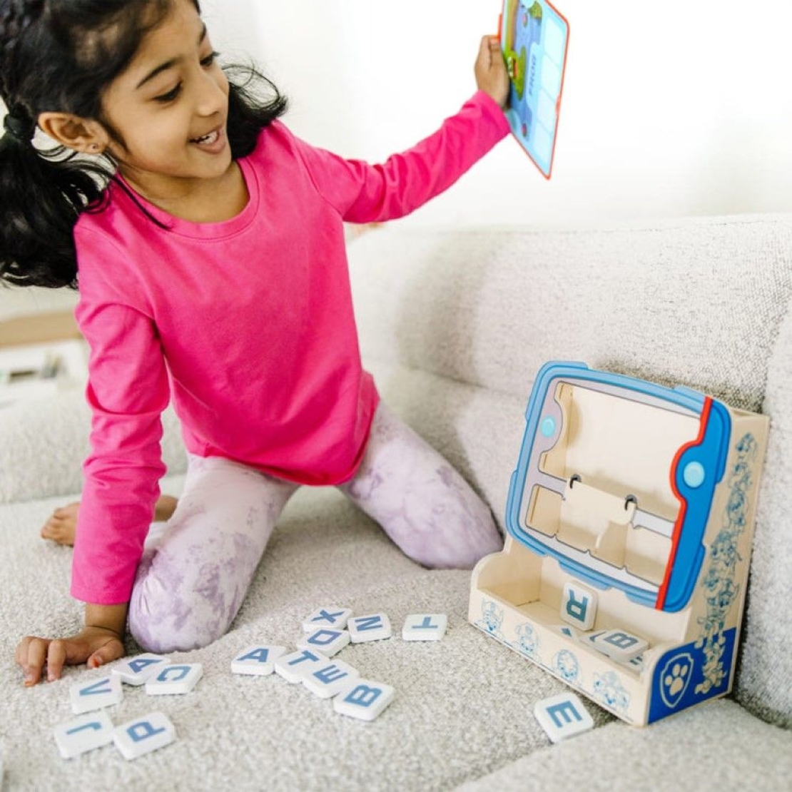 Образователна игра Melissa and Doug Paw Patrol за изписване и спелуване 33325