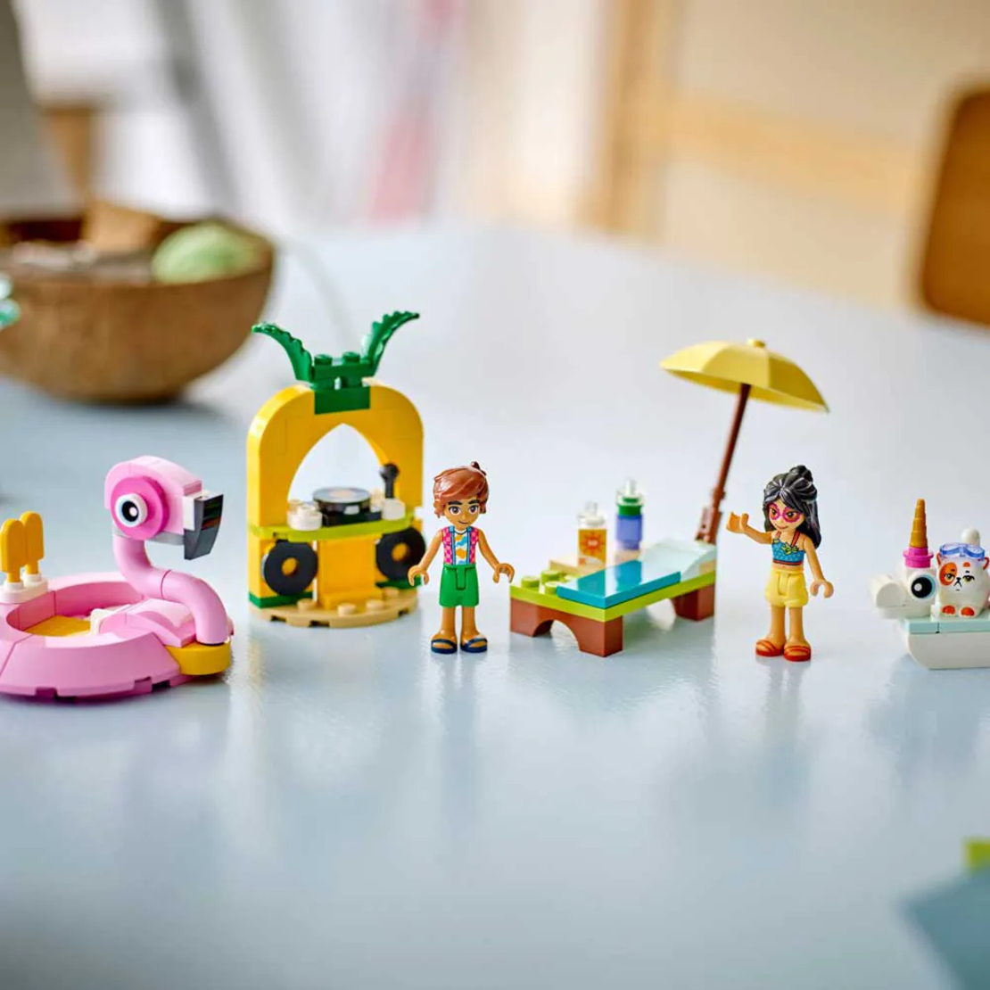 LEGO® Friends Парти край басейна с еднорог и фламинго 42658