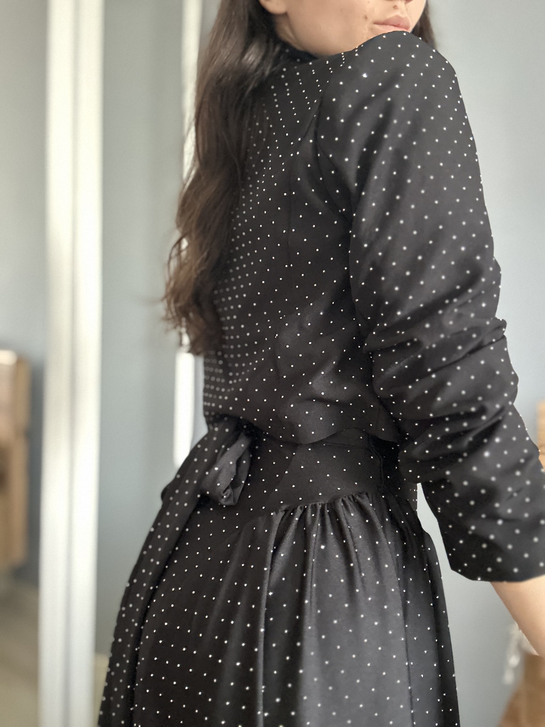 Късо сако с камъчета ✨ черно