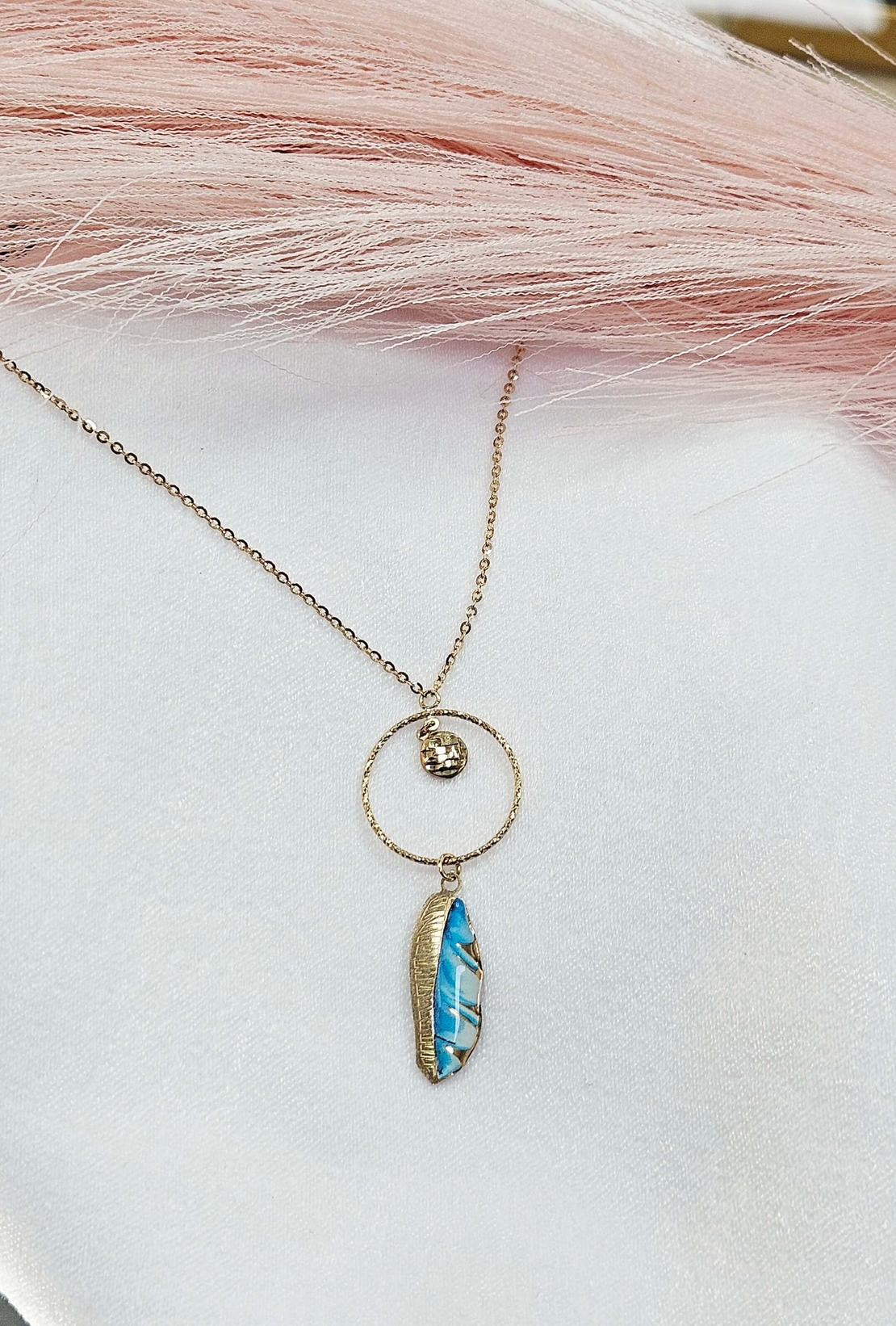 Колие от 14К жълто злато Перо