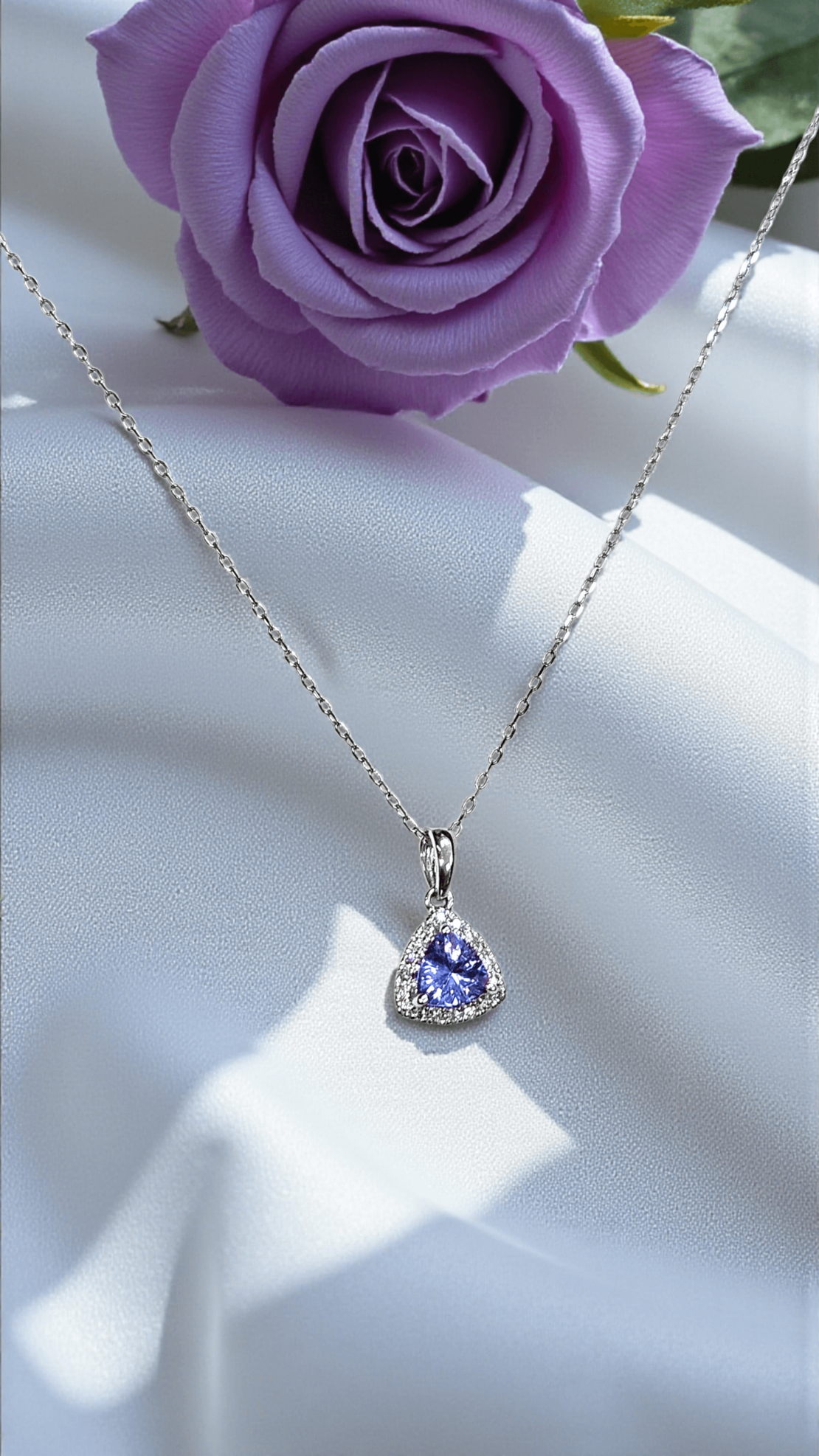 Златно  колие от 18К злато, танзанит и диаманти I Gioielli del Sole