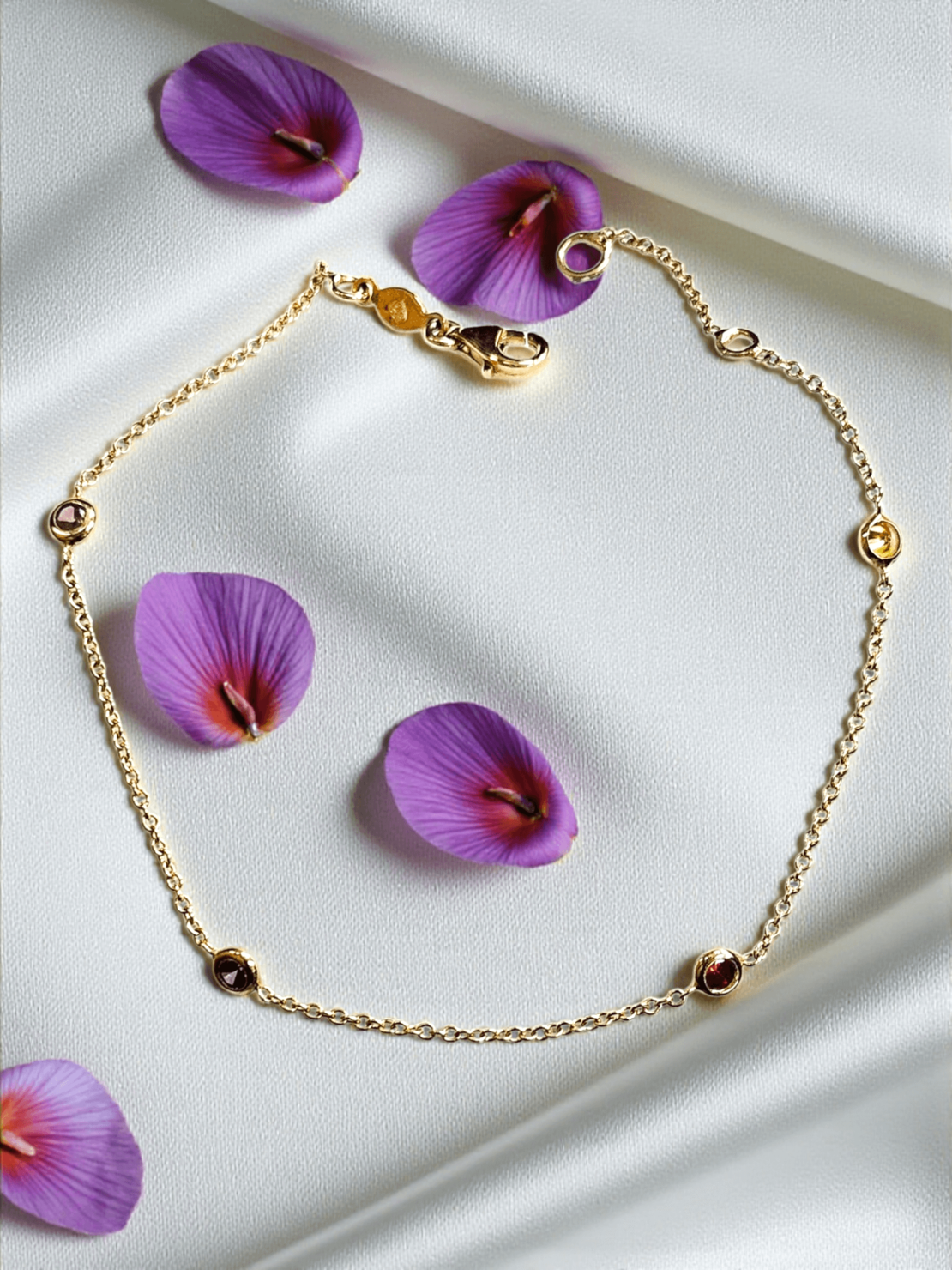 Златна гривна с Аметист, Цитрин, Гранат и Лавандулов кварц