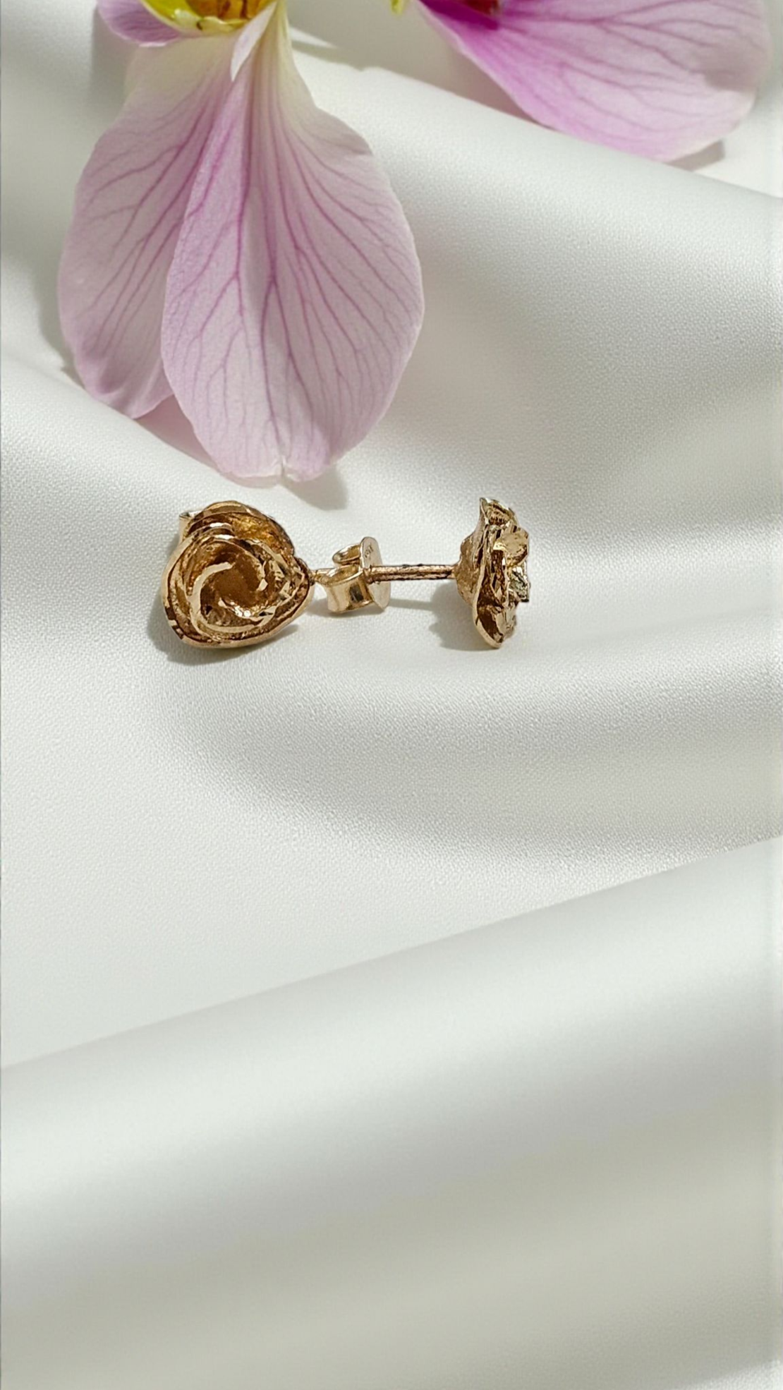 Златни обеци 