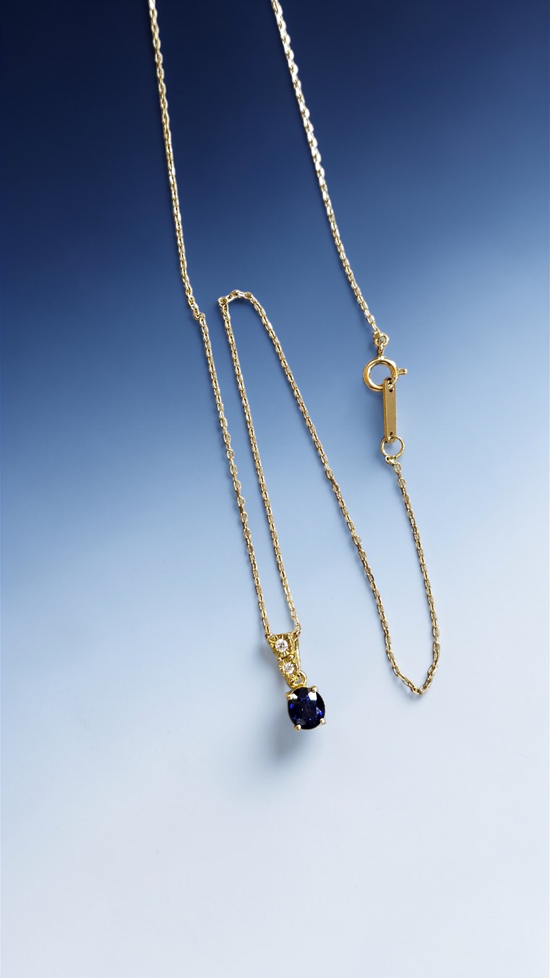 Дамско колие със Сапфир и диаманти от 18К злато I Gioielli del Sole