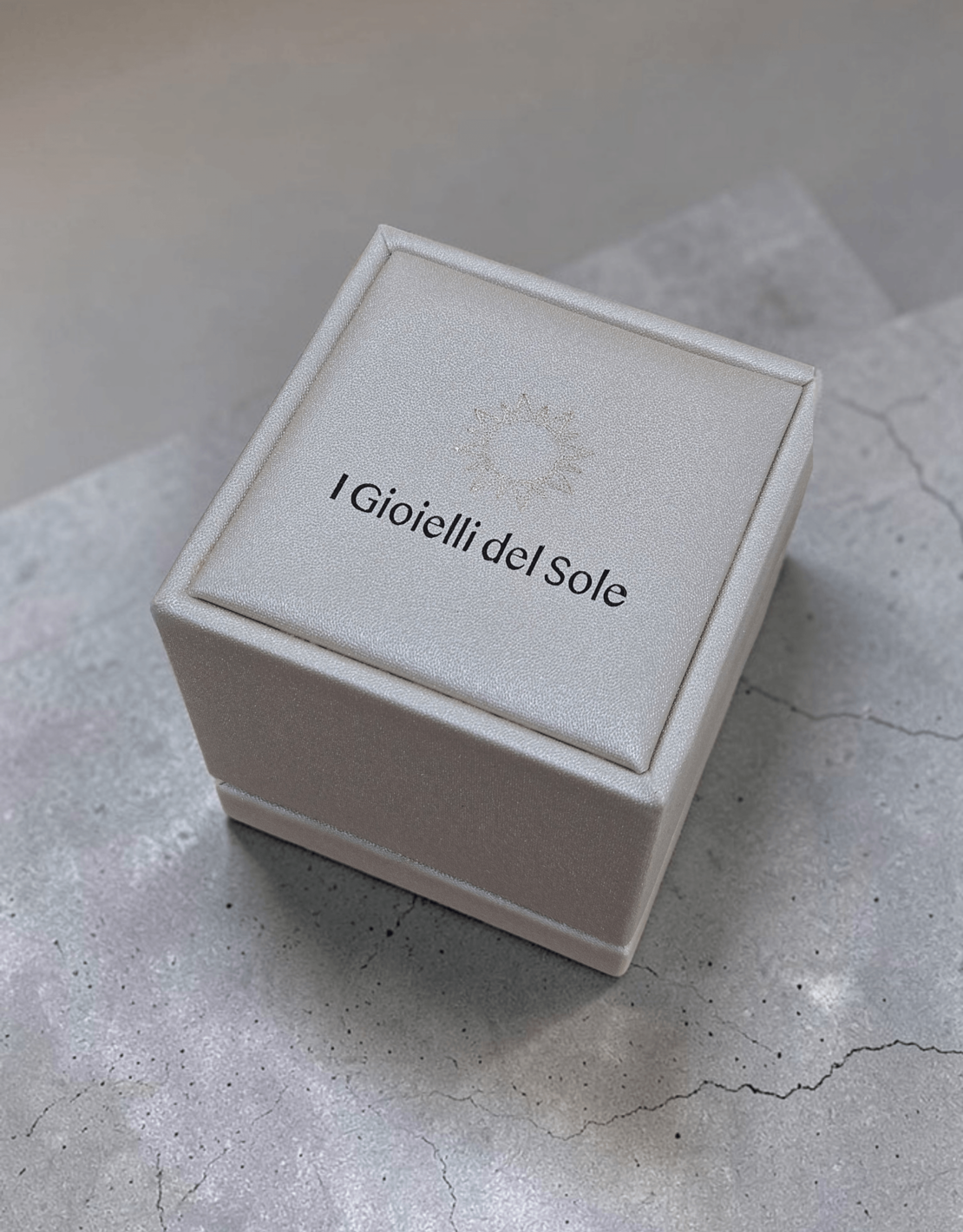 Дамско колие със Сапфир и диаманти от 18К злато I Gioielli del Sole