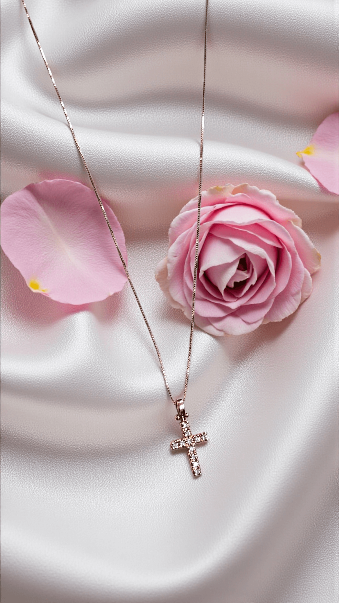 Златно колие с кръстче от 18К розово злато и диаманти I Gioielli del Sole