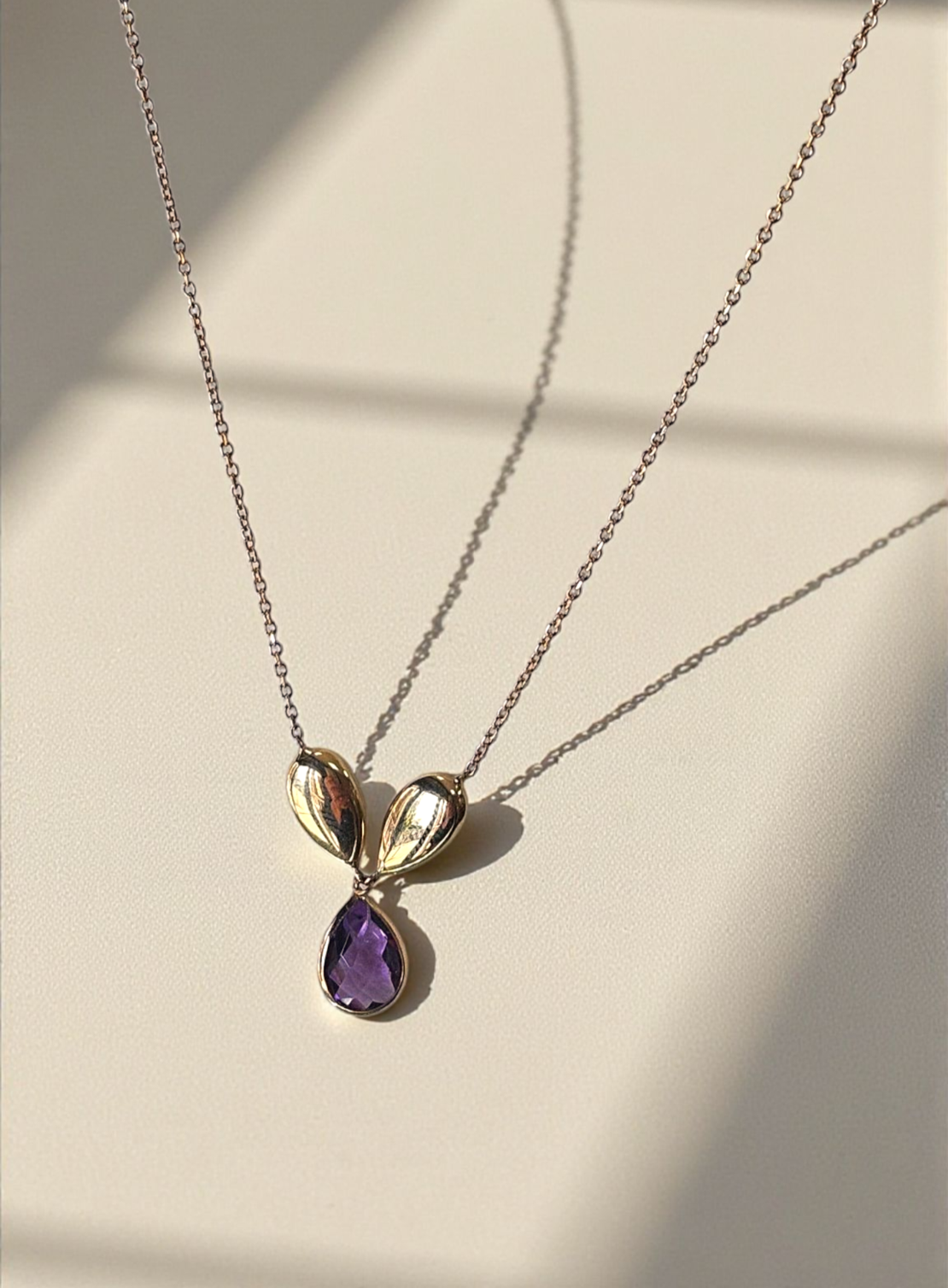 Дамски златен комплект с Аметист