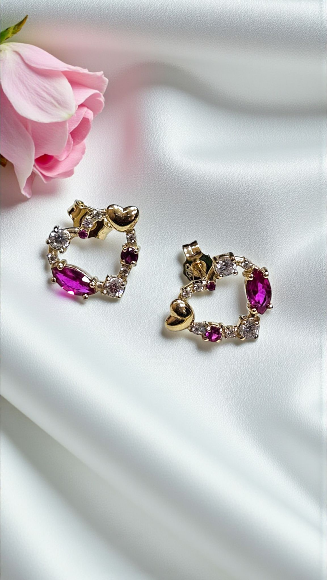 Златниобеци с цикламени циркони