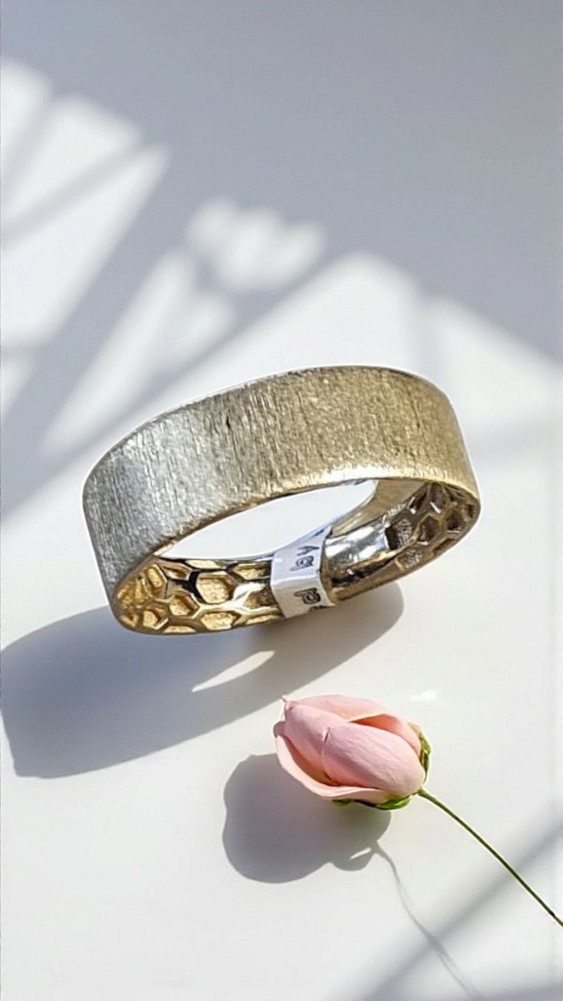 Златен пръстен тип халка