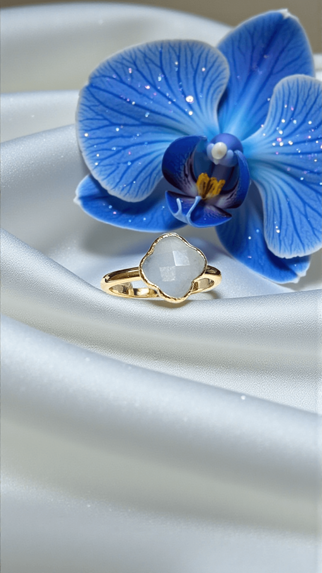 Златен пръстен с Аквамарин Милк