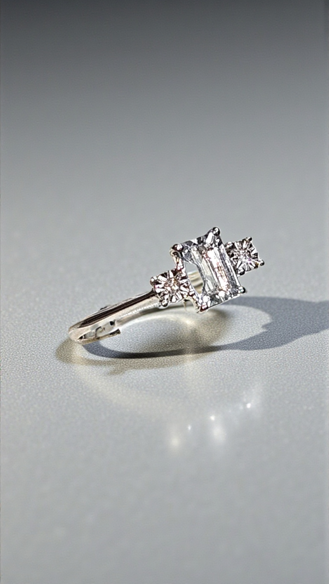 Златен пръстен с Аквамарин и Диамант от 18К злато I Gioielli del Sole