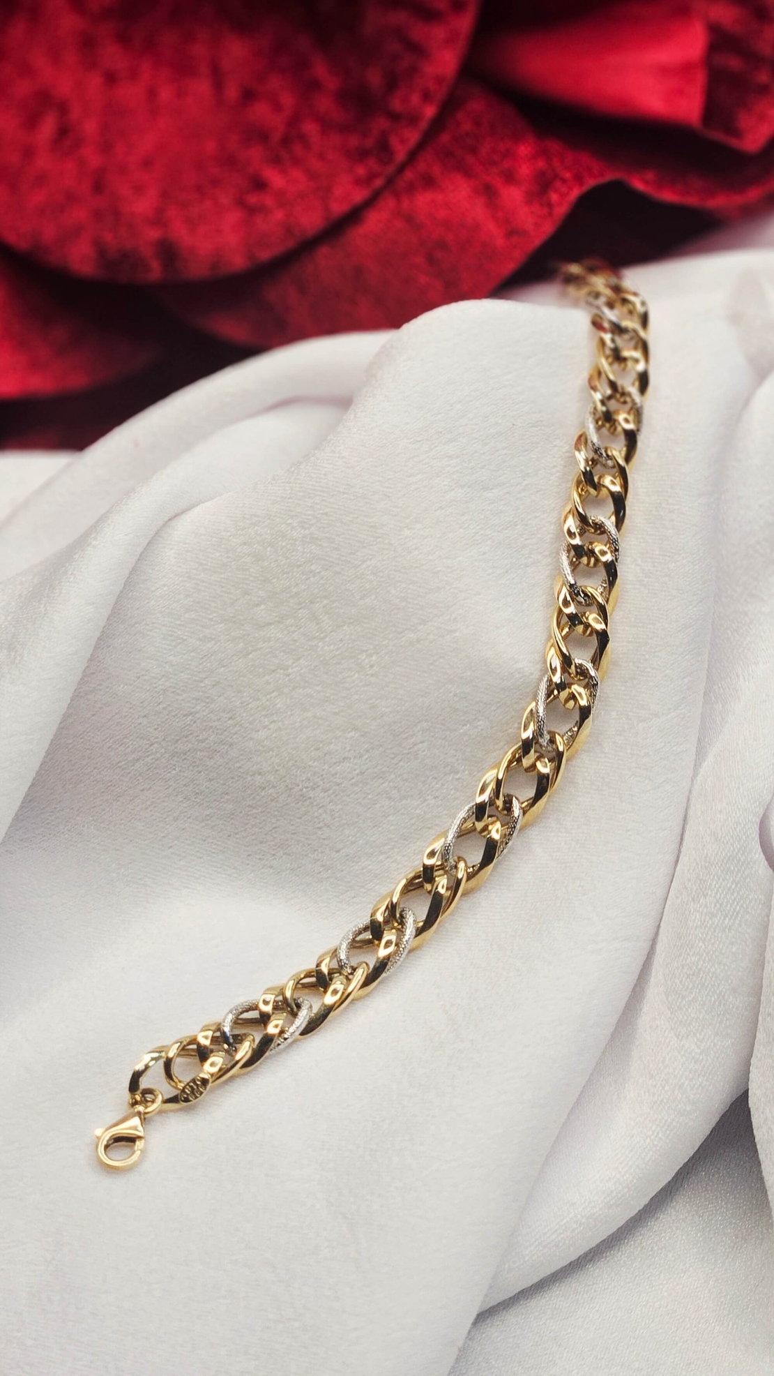 Златна гривна Golden Fusion