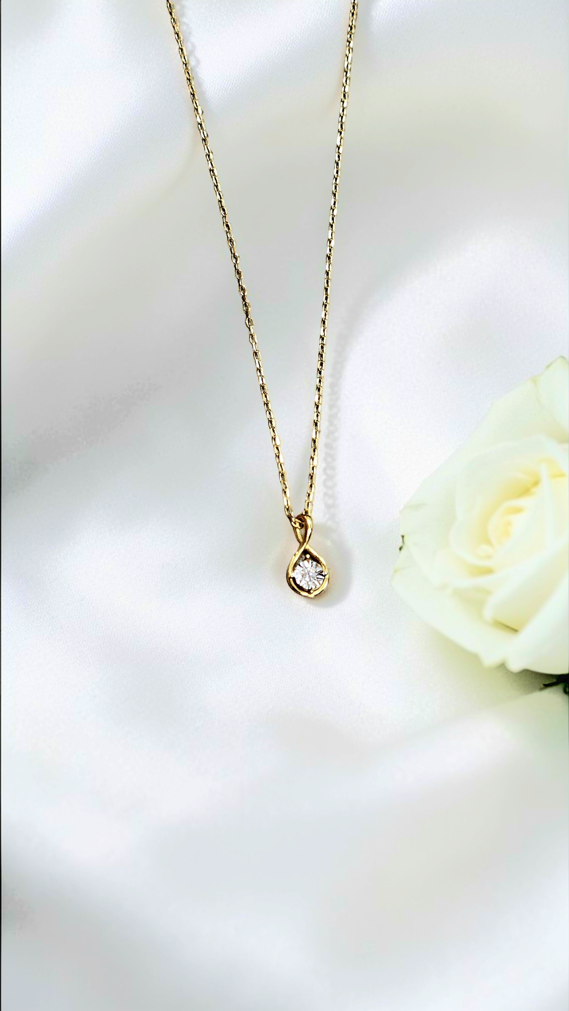 Златно колие с диамант от 18К злато I GIOIELLI DEL SOLE