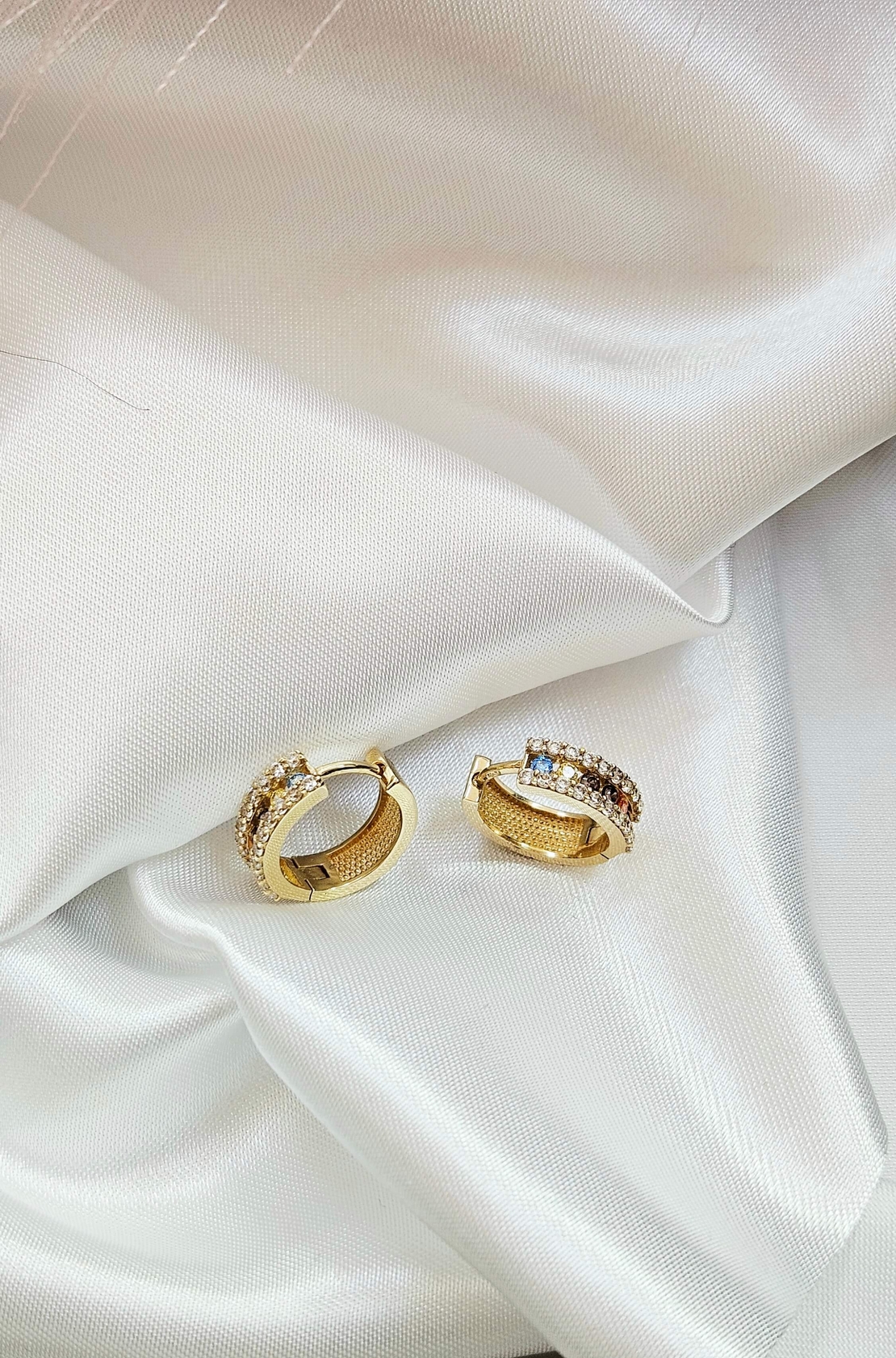 Златни халки Цветна Елегантност