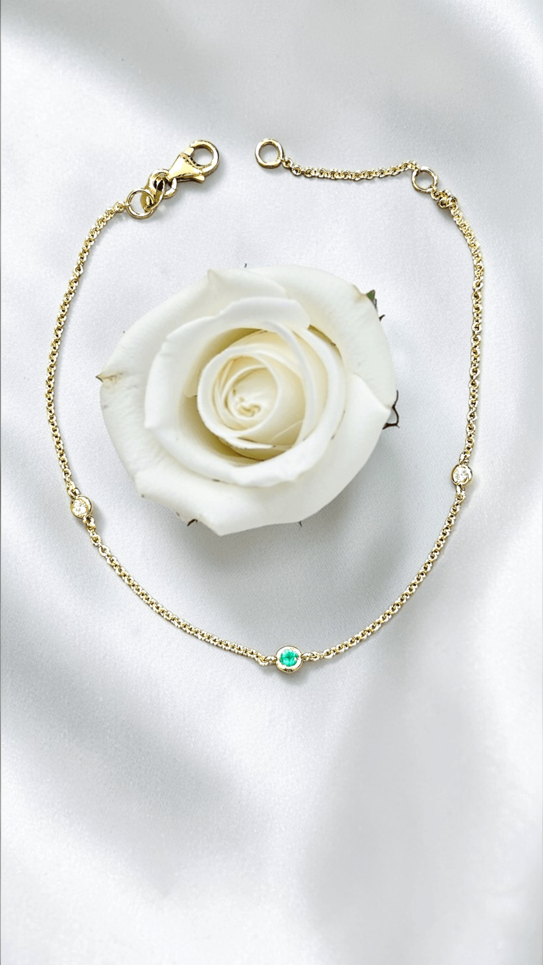 Златна гривна с диаманти и изумруд Lusi Gioielli