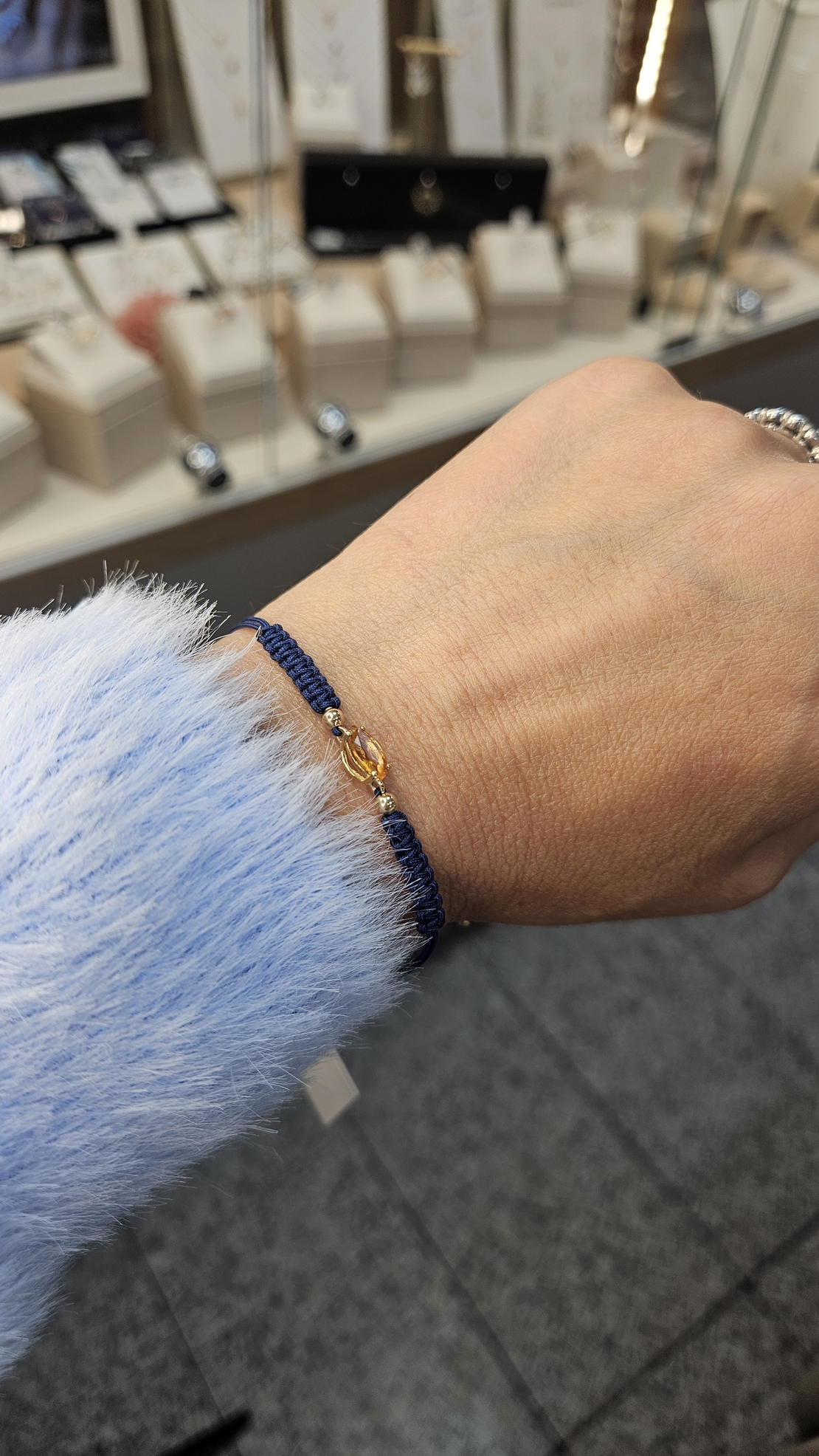 Гривна на конец с Цитрин и елементи от 18К златоGumon