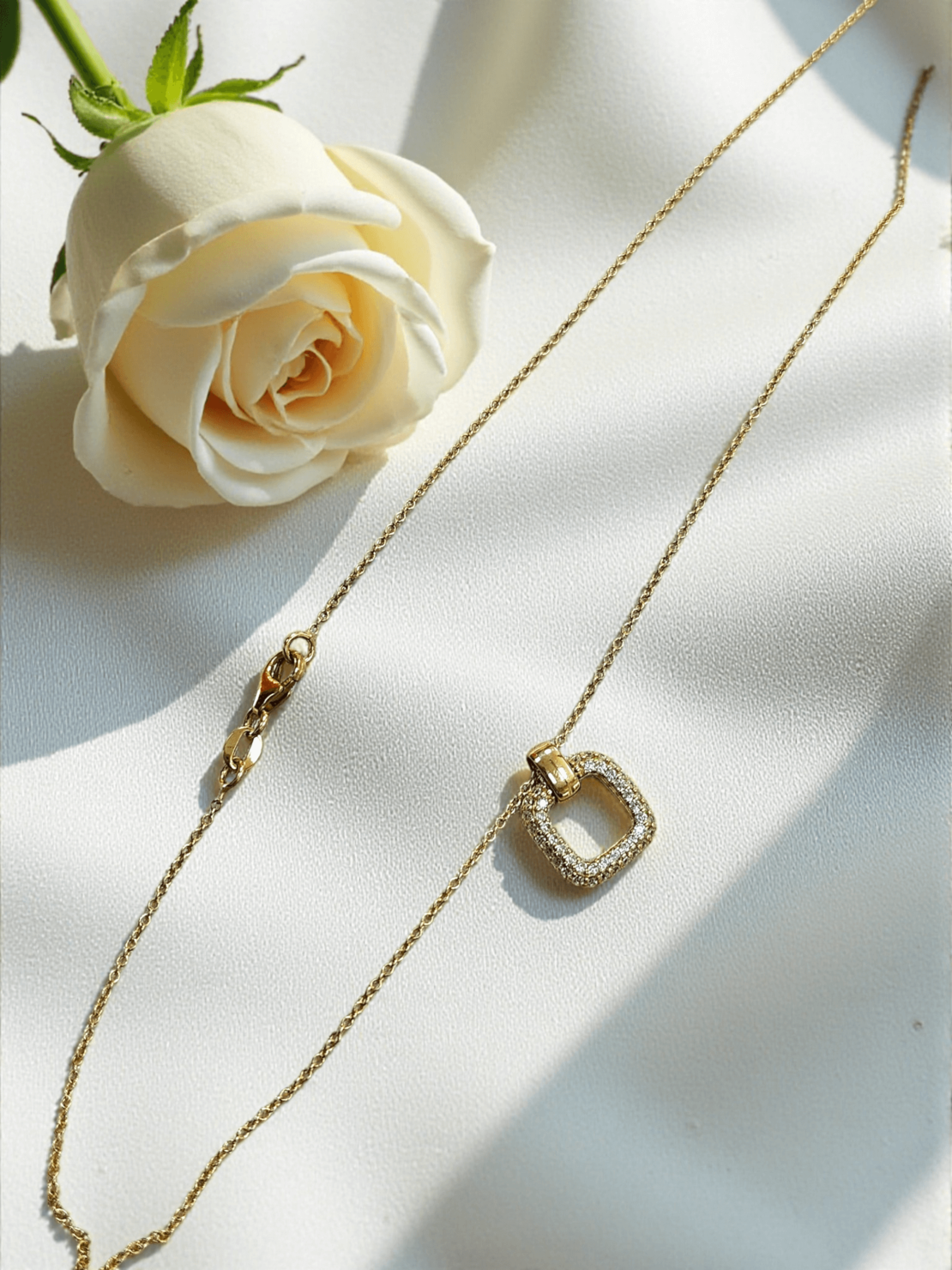 Комплект обеци и колие Luce Quadrata