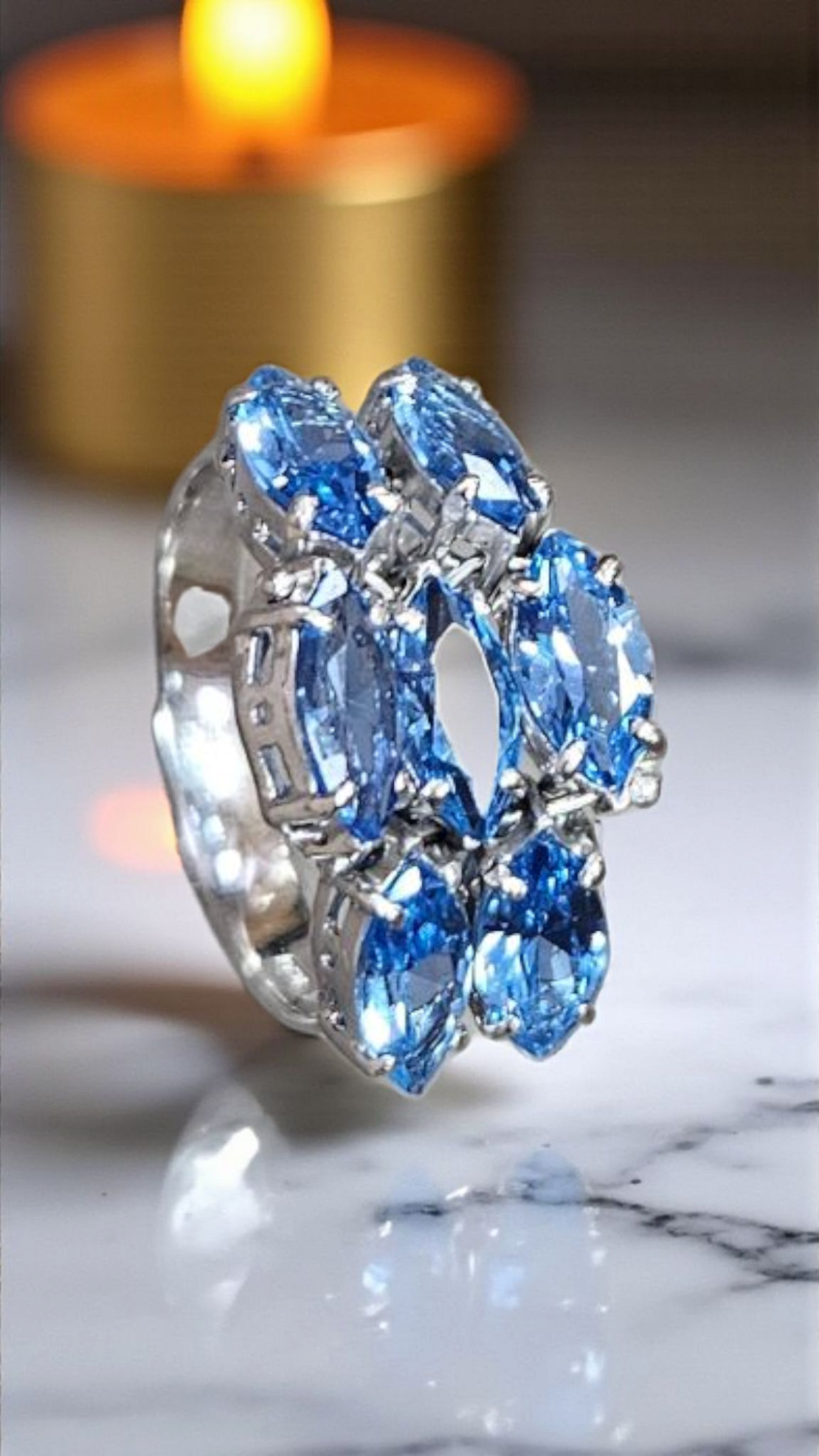 Златен пръстен с екзотичен Кварц