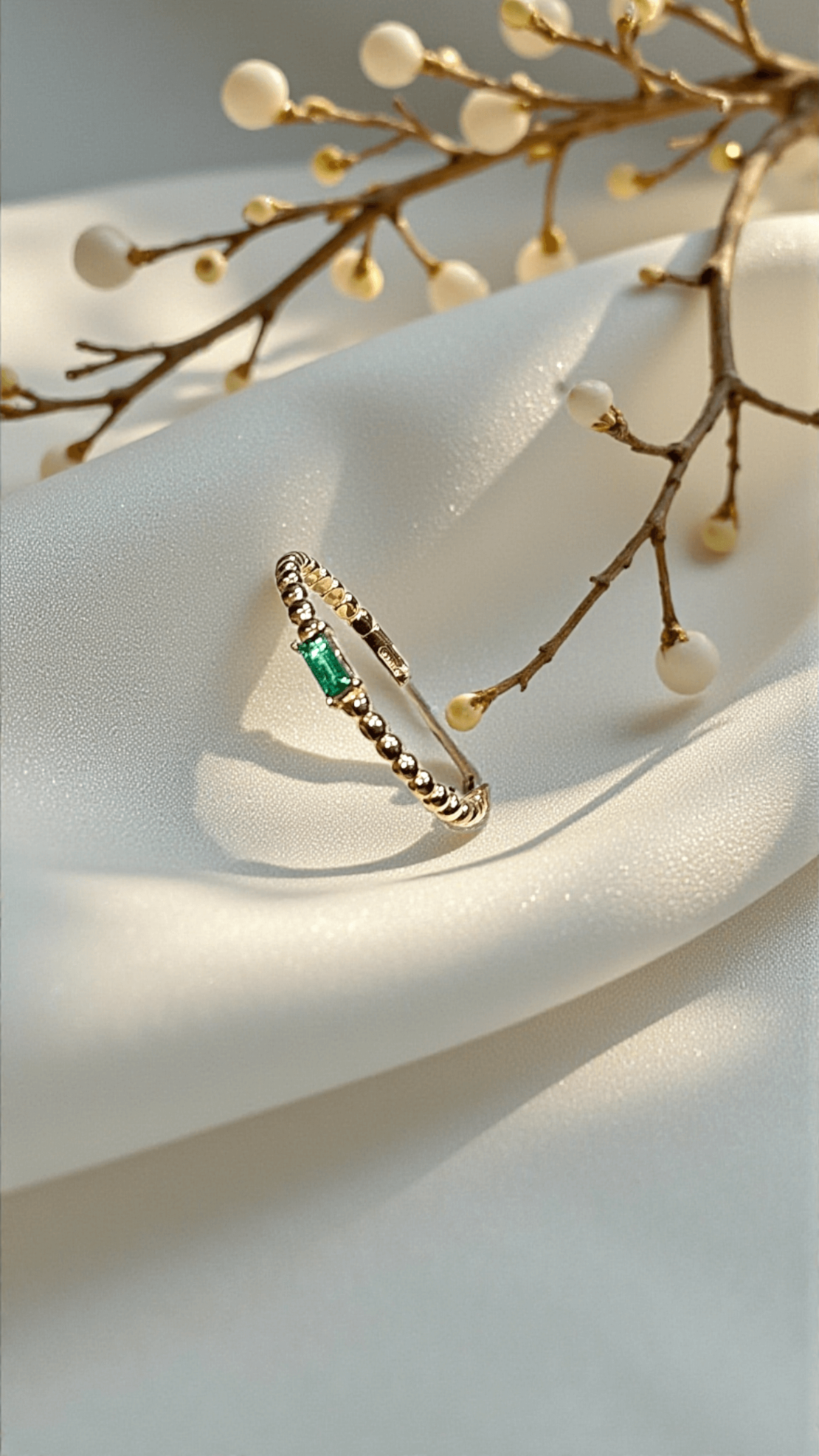 Златен пръстен с Изумруд 