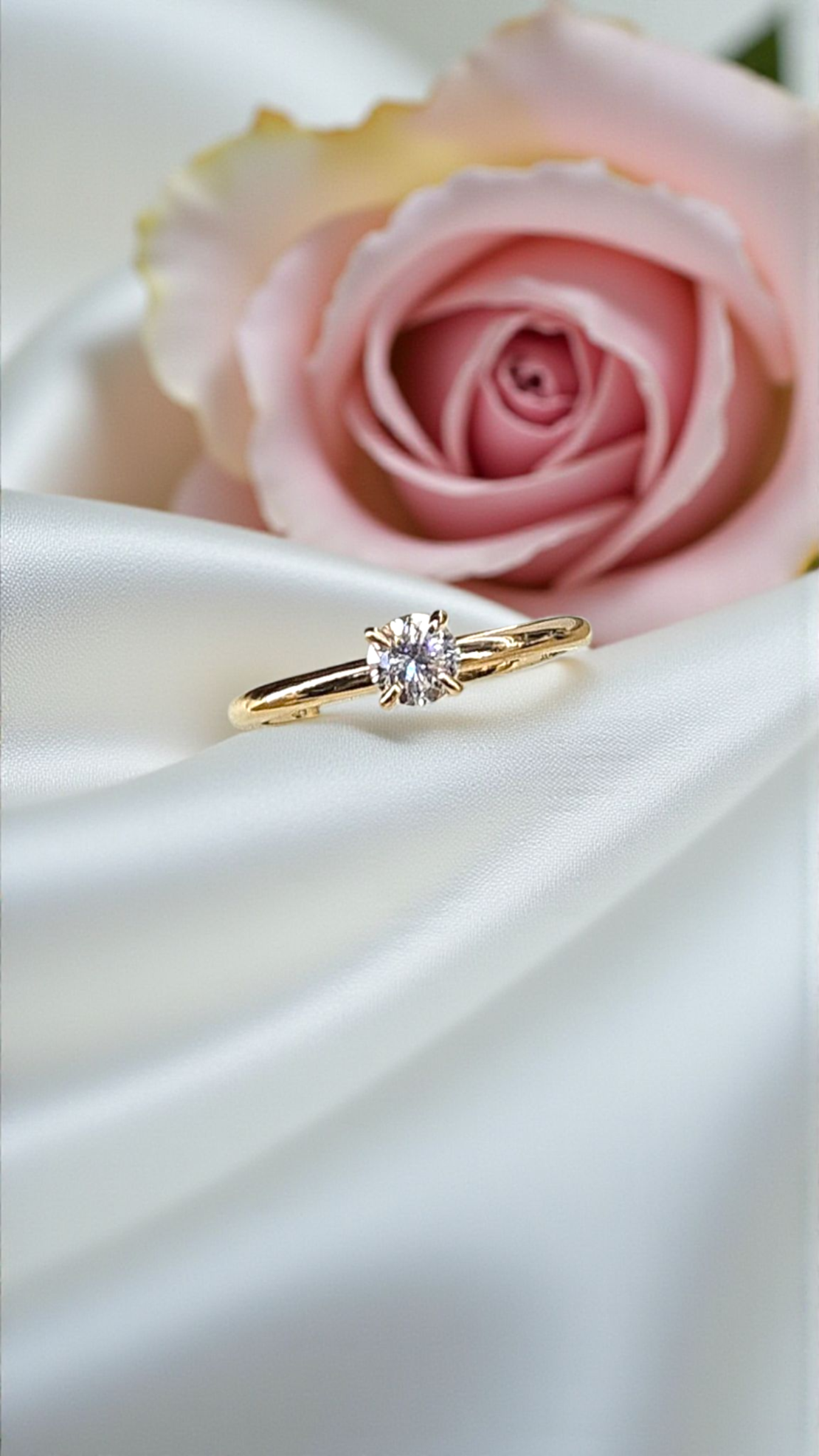 Златен пръстен с диаманти IGI сертификат