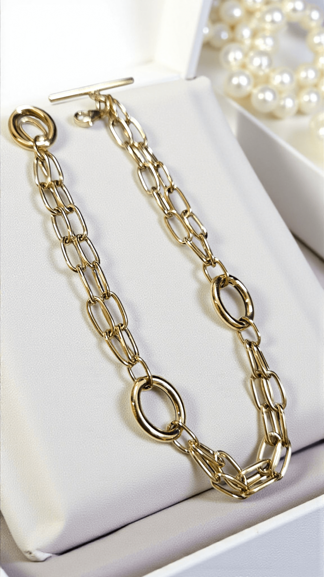 Златна гривна