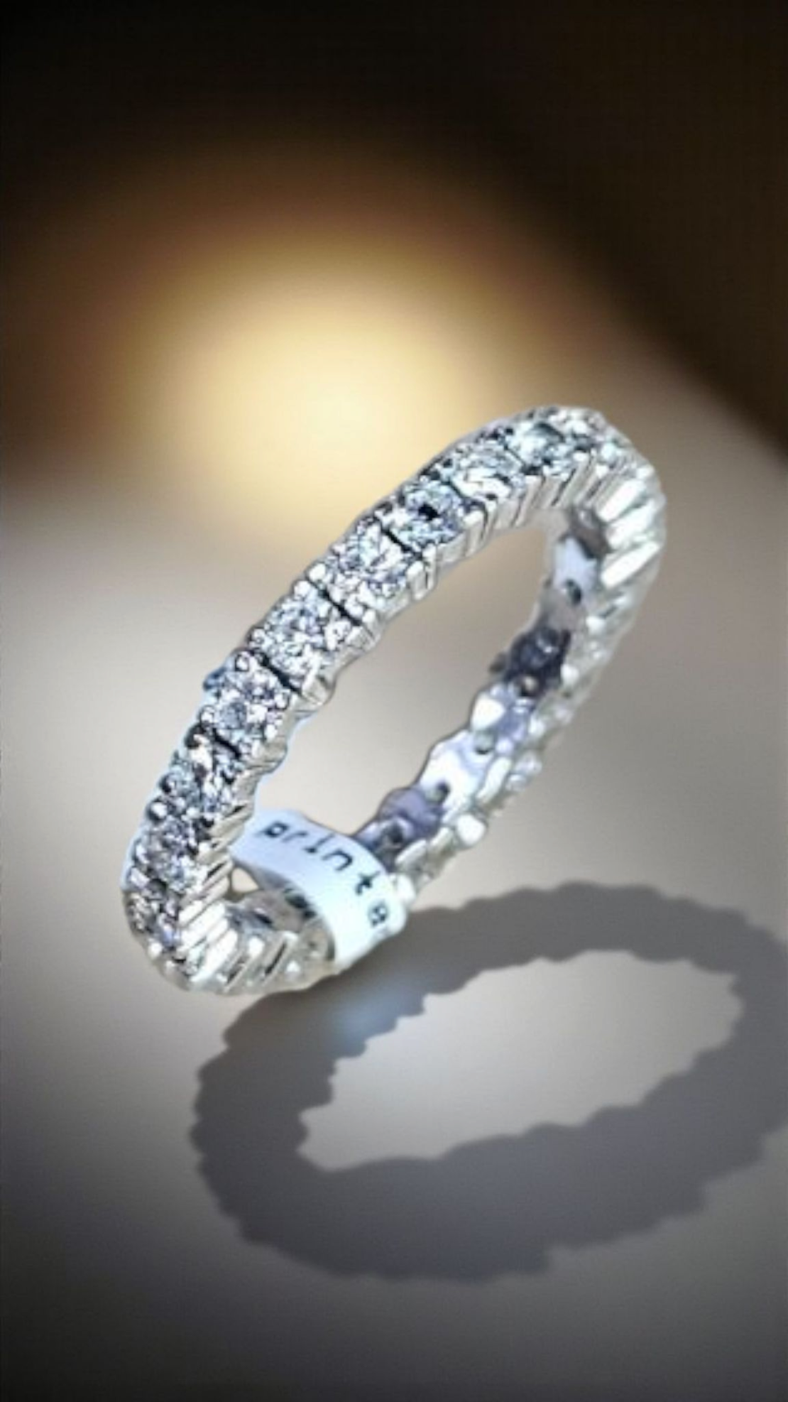 Златна халка с диаманти