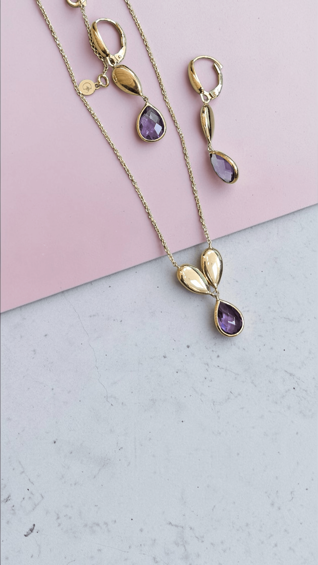 Дамски златен комплект с Аметист