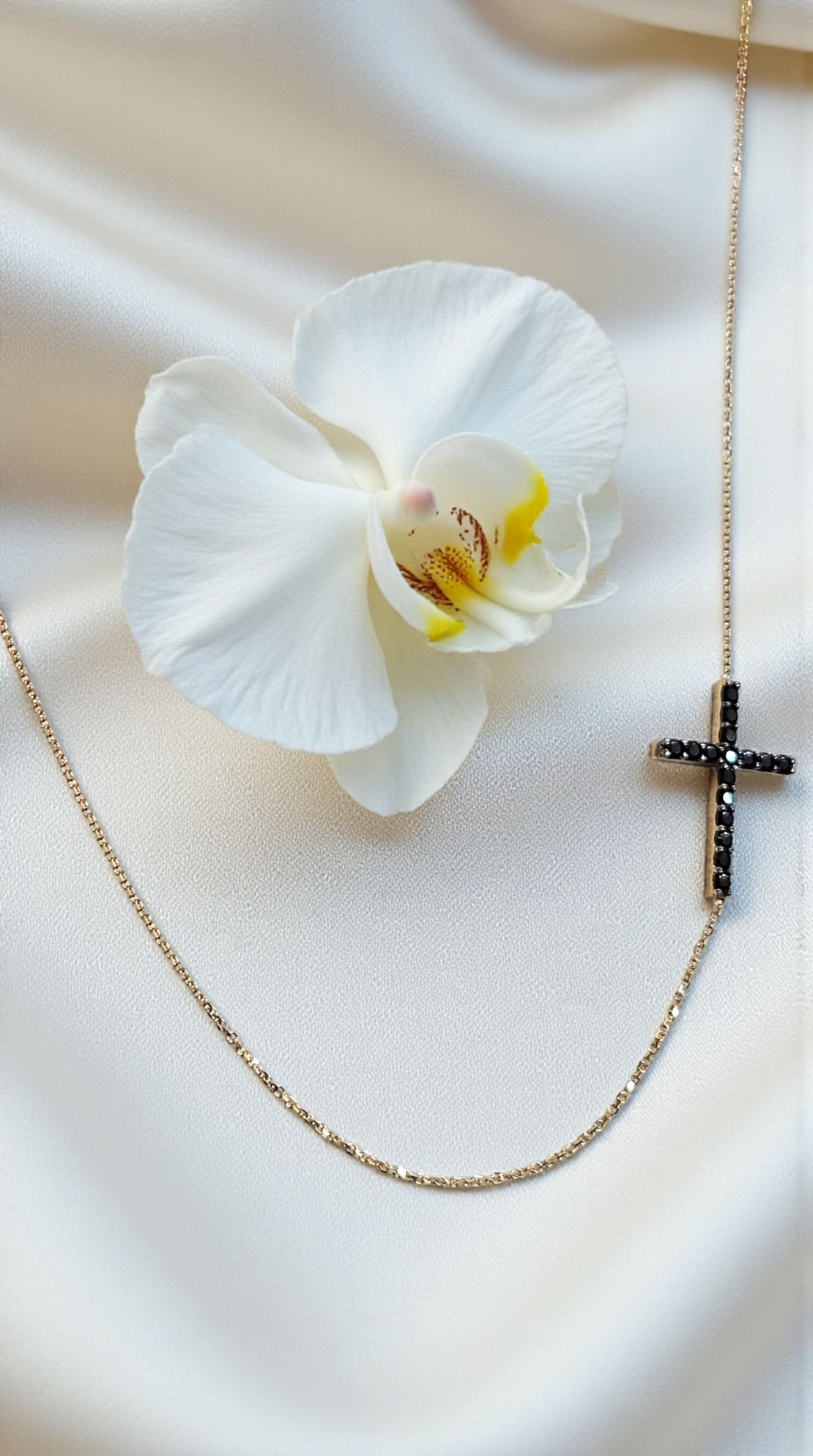 Златно колие 