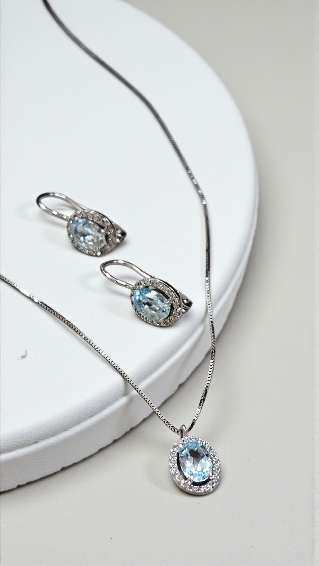 Златен дамски комплект