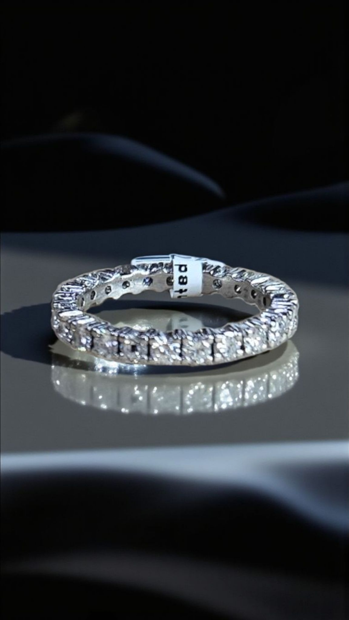 Златна халка с диаманти