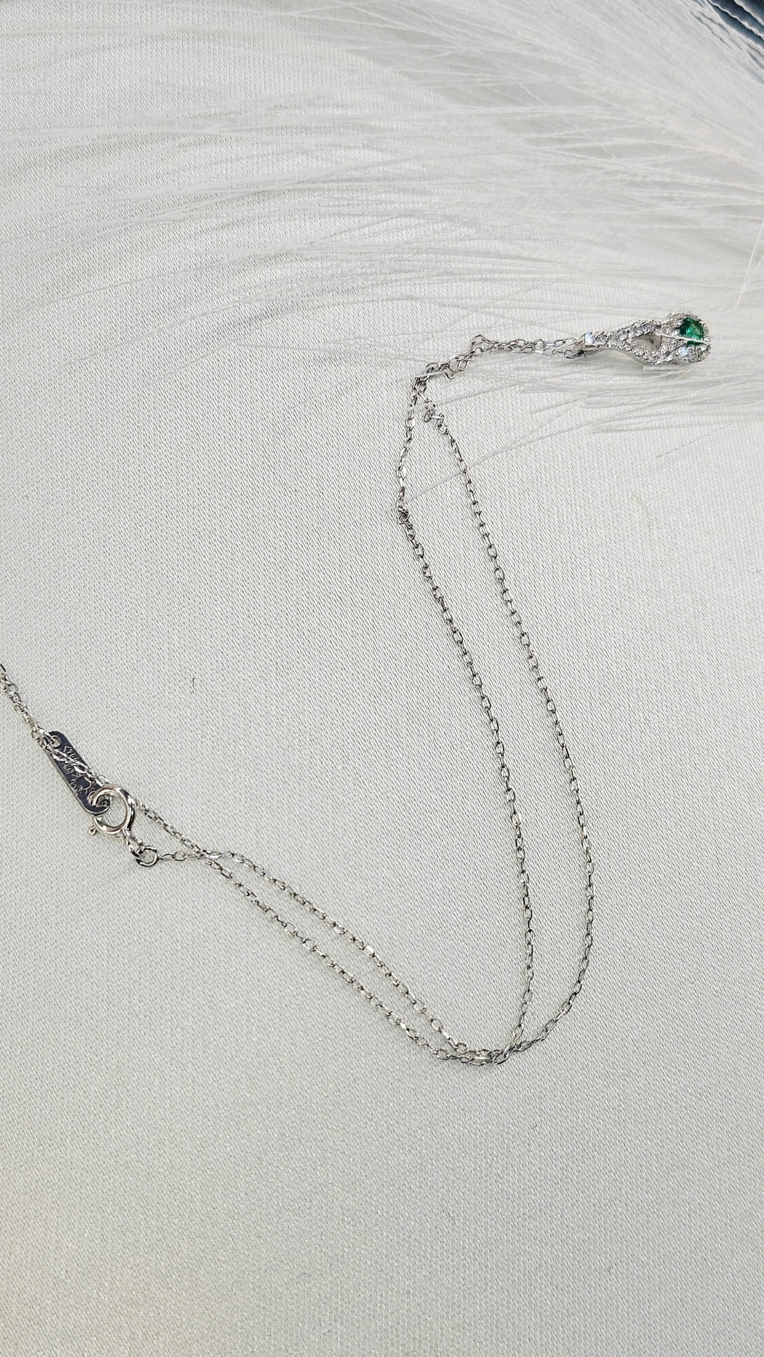 Златно колие с диаманти и изумруд I Gioielli del Sole