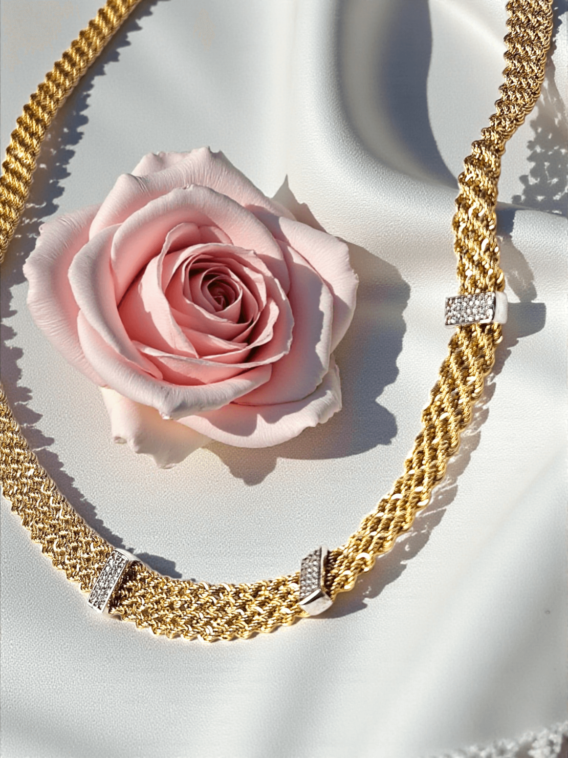 Колие от жълто и бяло злато Eleganza